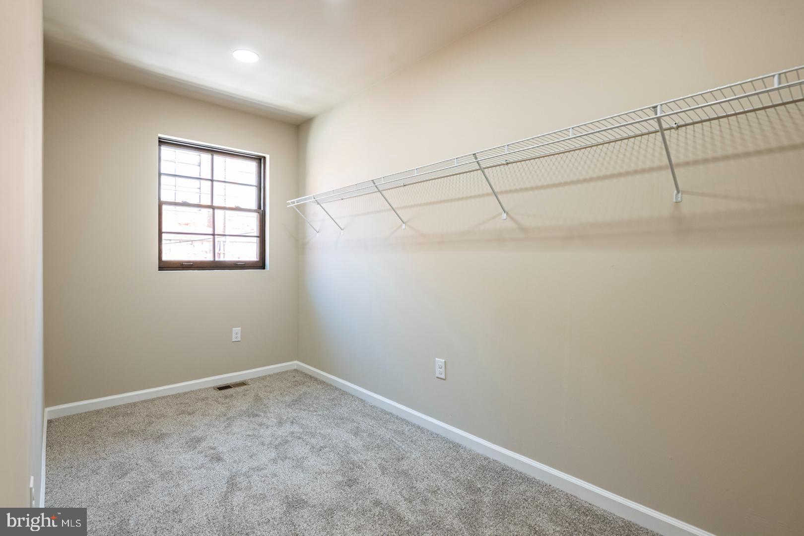 SOUTHERN READING - Residential