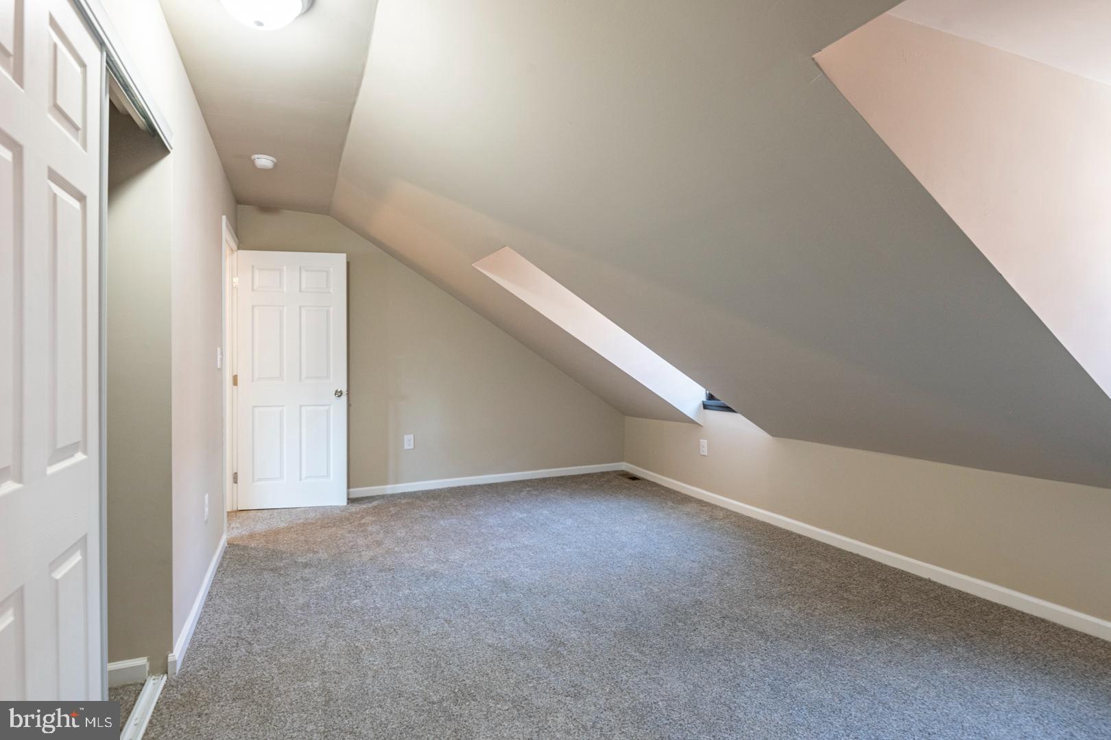 SOUTHERN READING - Residential