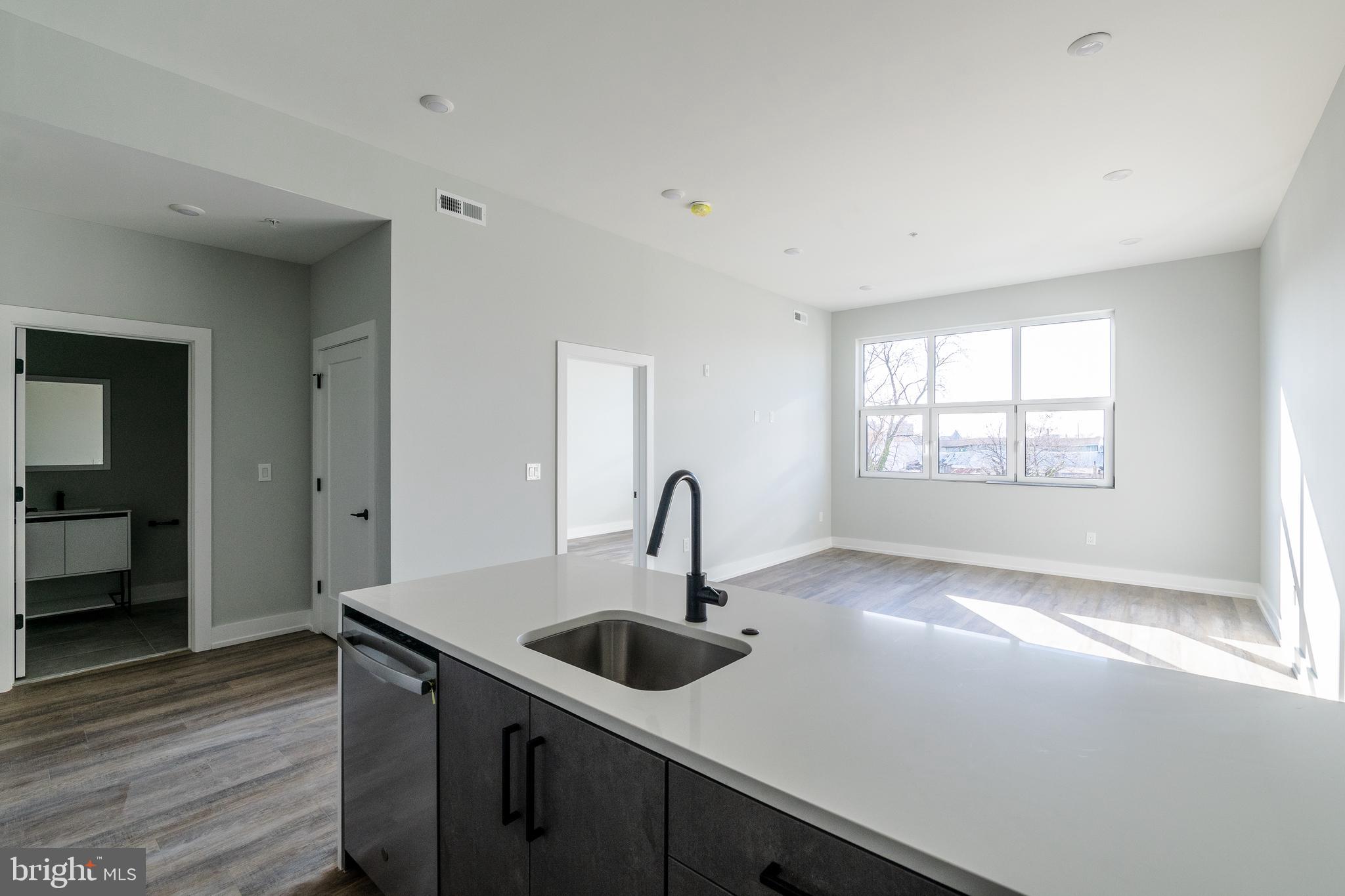 NORRIS SQUARE - Residential Lease