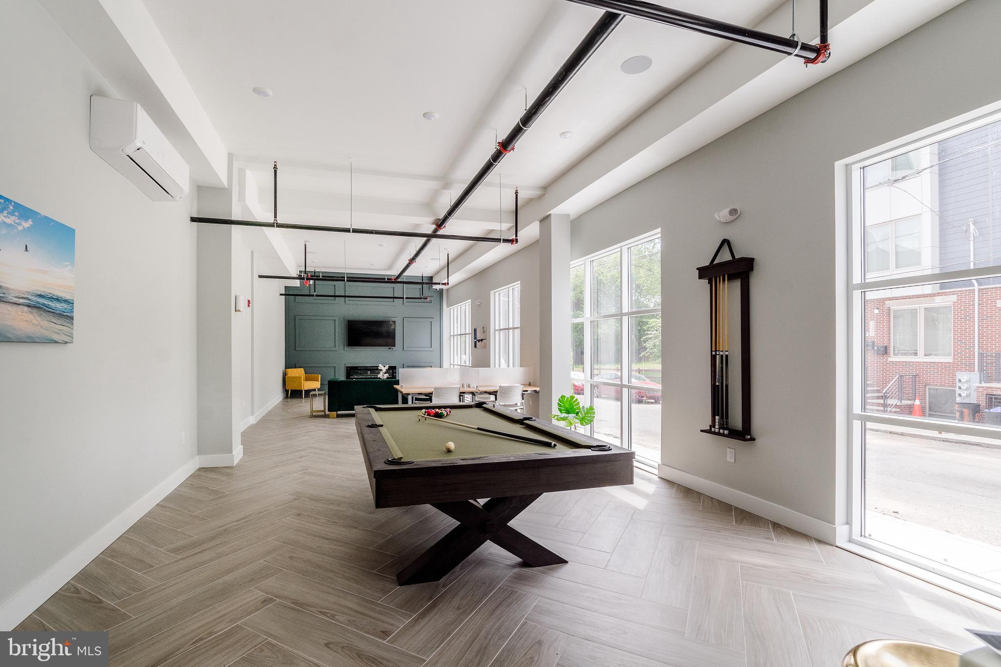 NORRIS SQUARE - Residential Lease