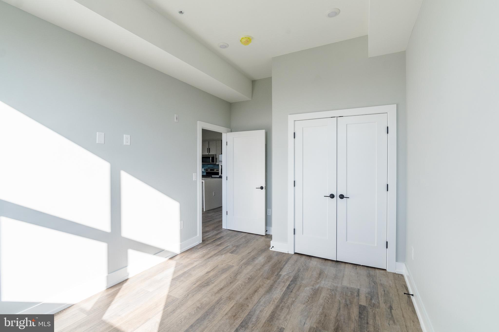 NORRIS SQUARE - Residential Lease