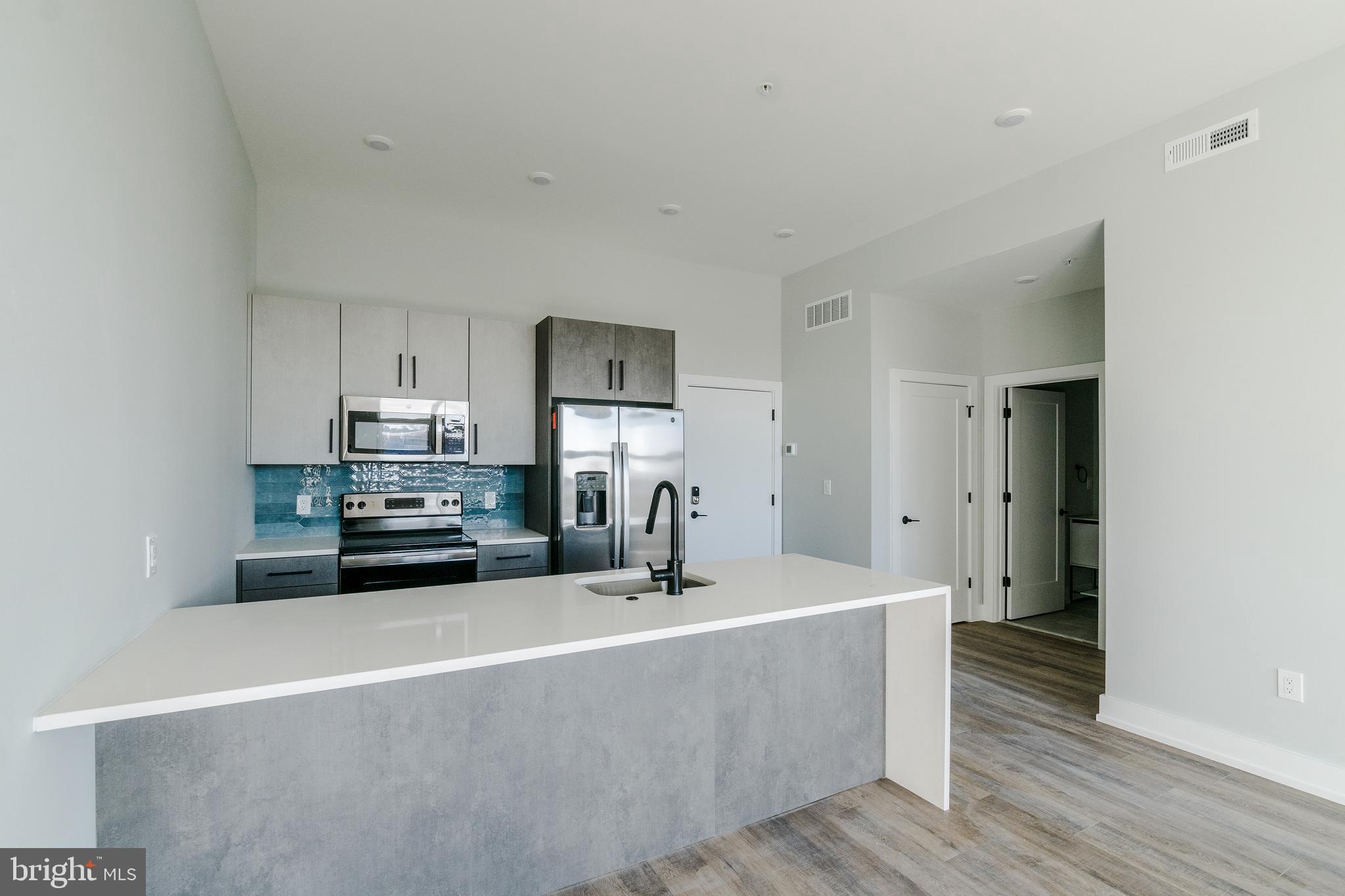 NORRIS SQUARE - Residential Lease