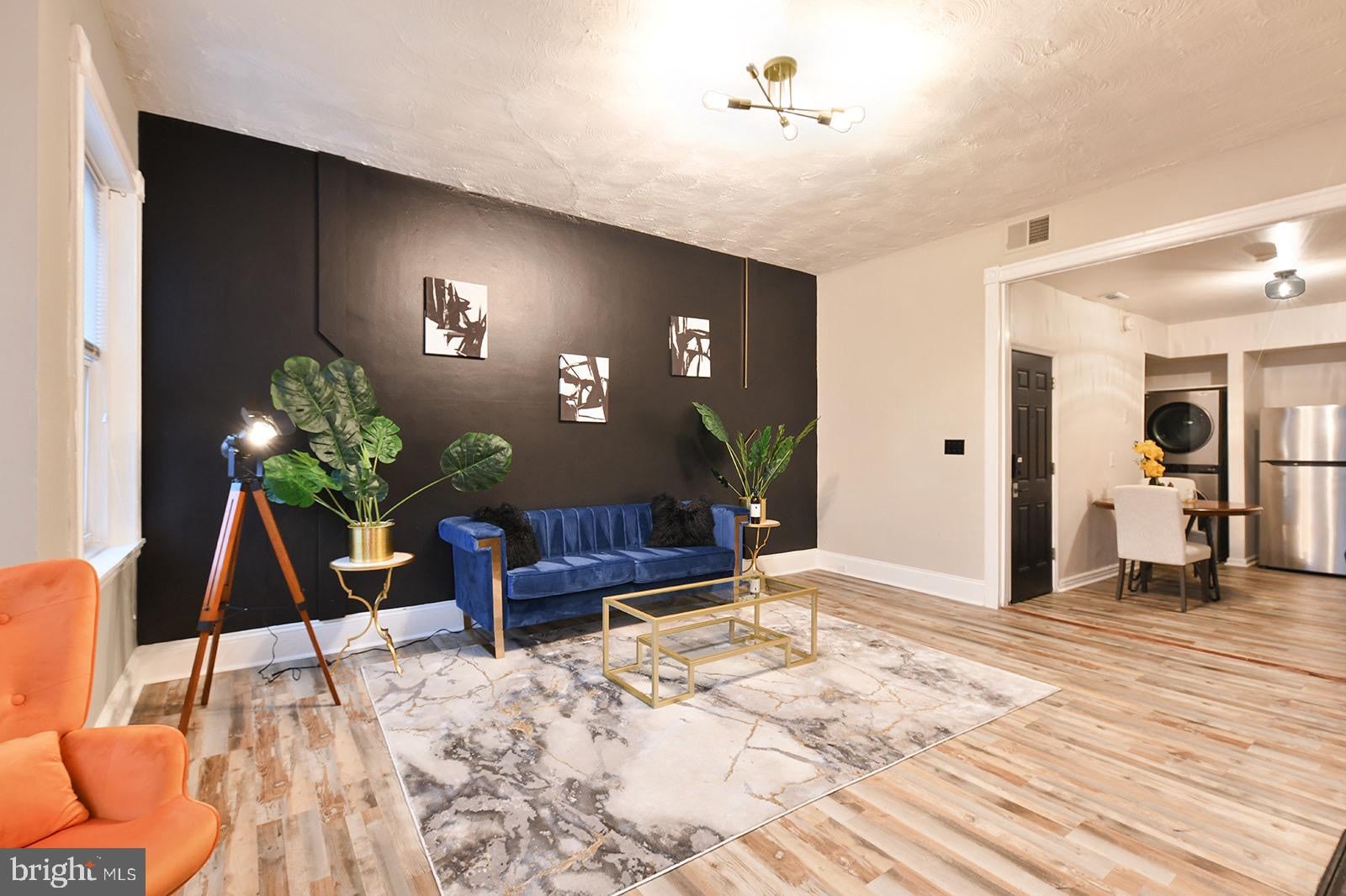 728 RESERVIOR STREET 3