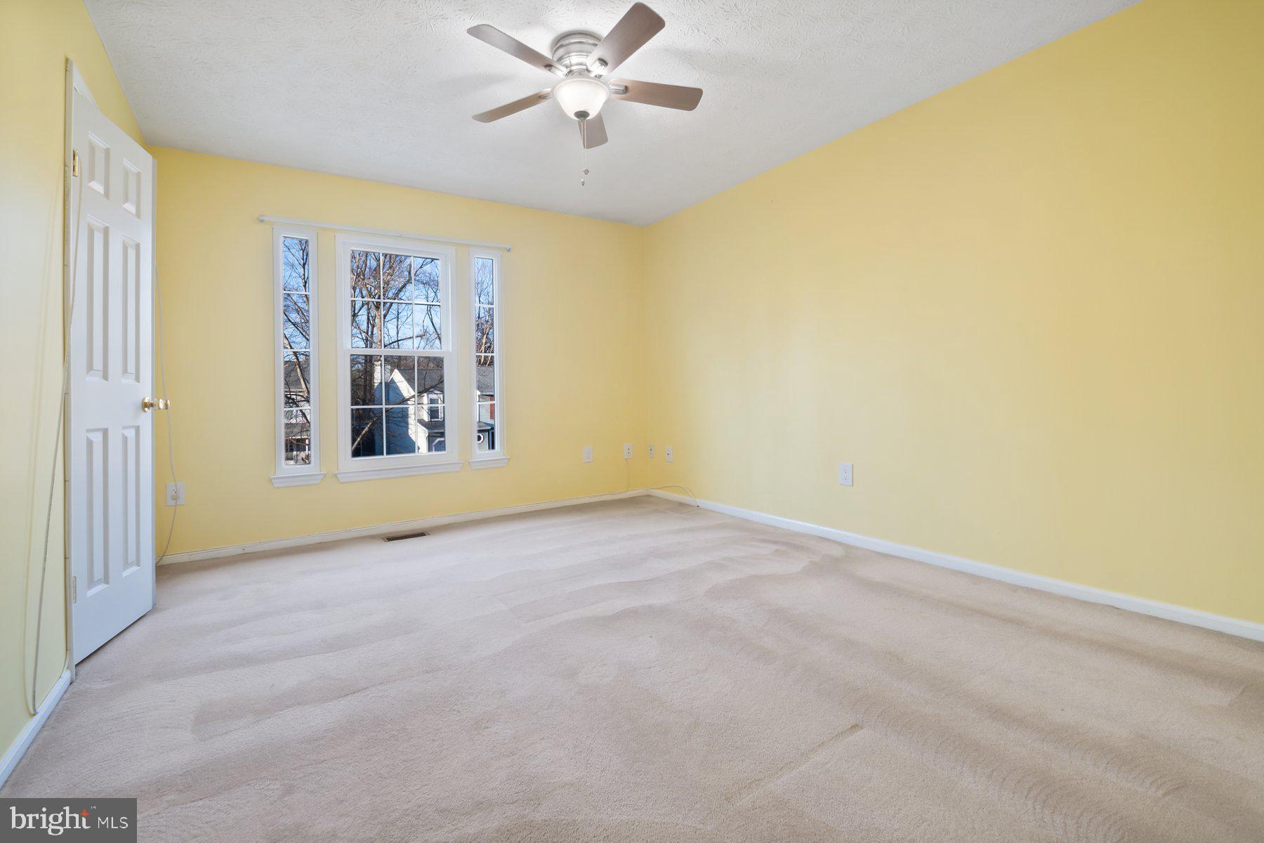 VILLAGE OF HICKORY RIDGE - Residential