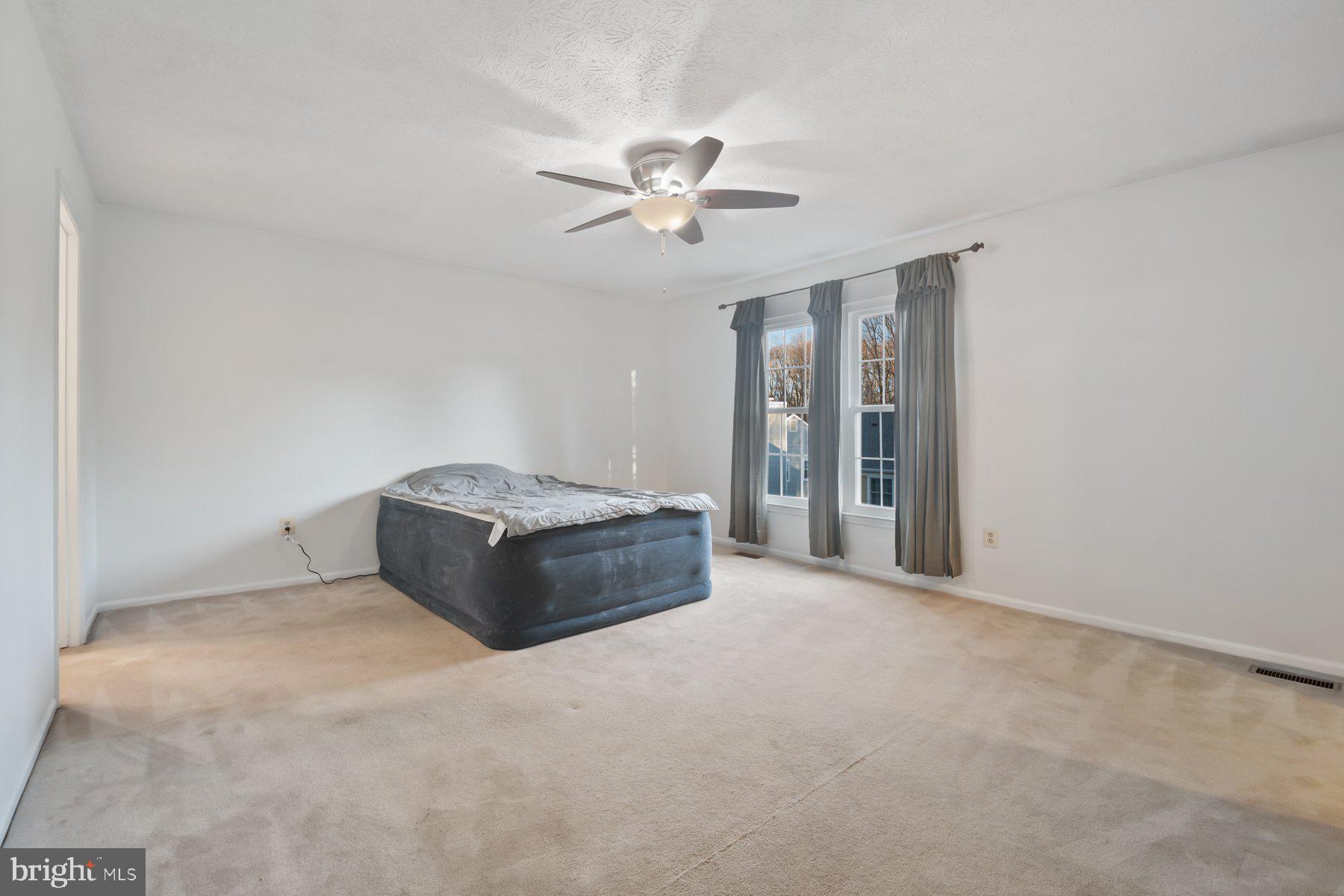 VILLAGE OF HICKORY RIDGE - Residential