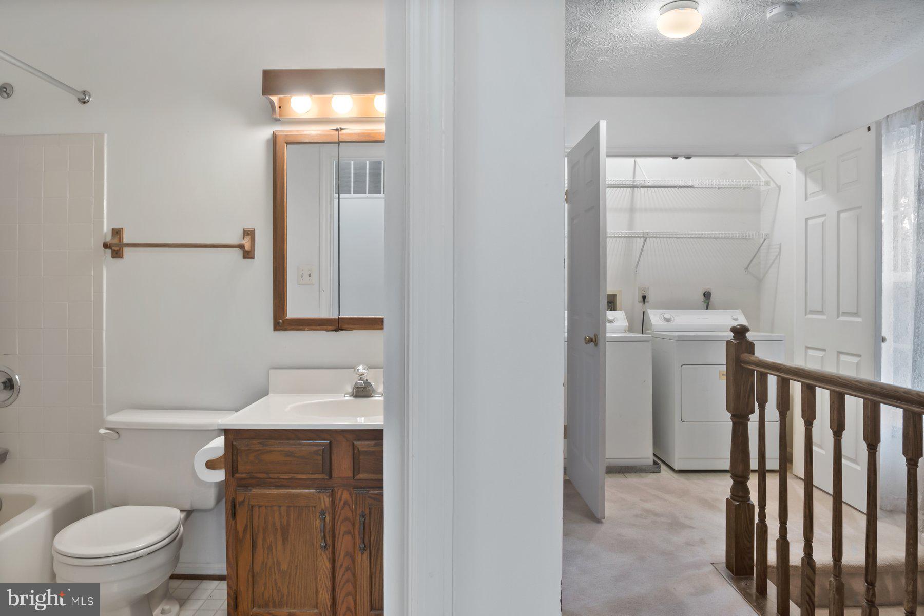 VILLAGE OF HICKORY RIDGE - Residential