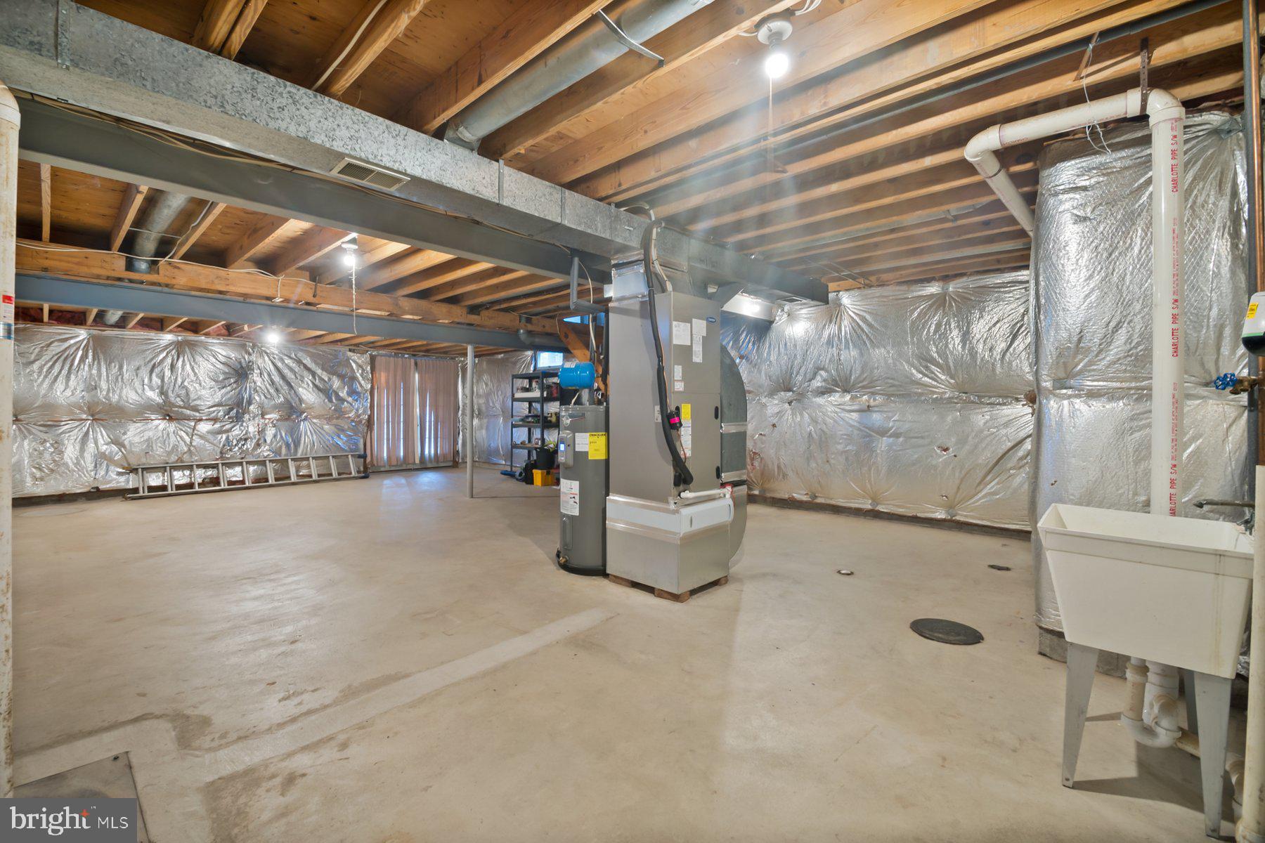 VILLAGE OF HICKORY RIDGE - Residential