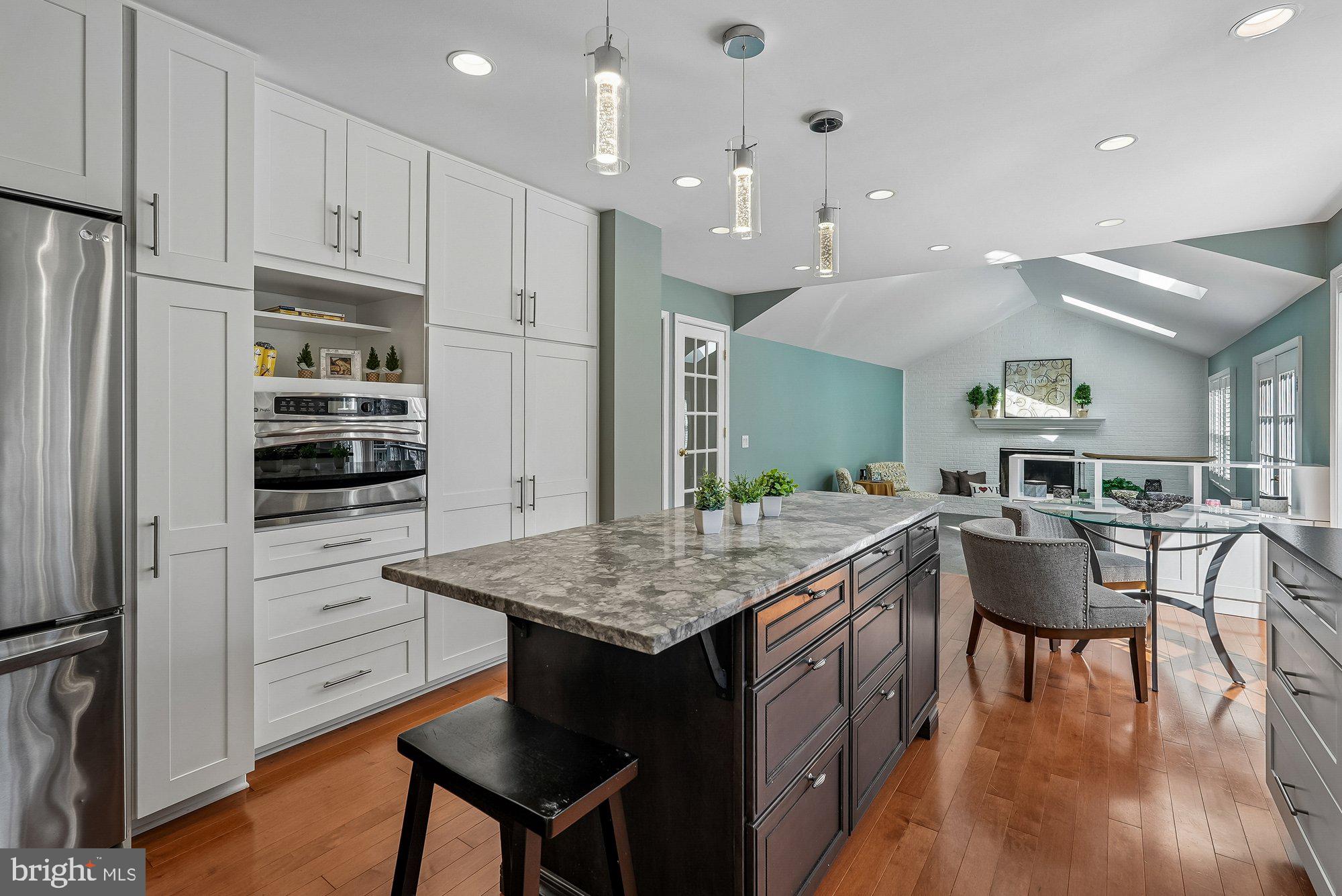 FRANKLIN FARM - Residential