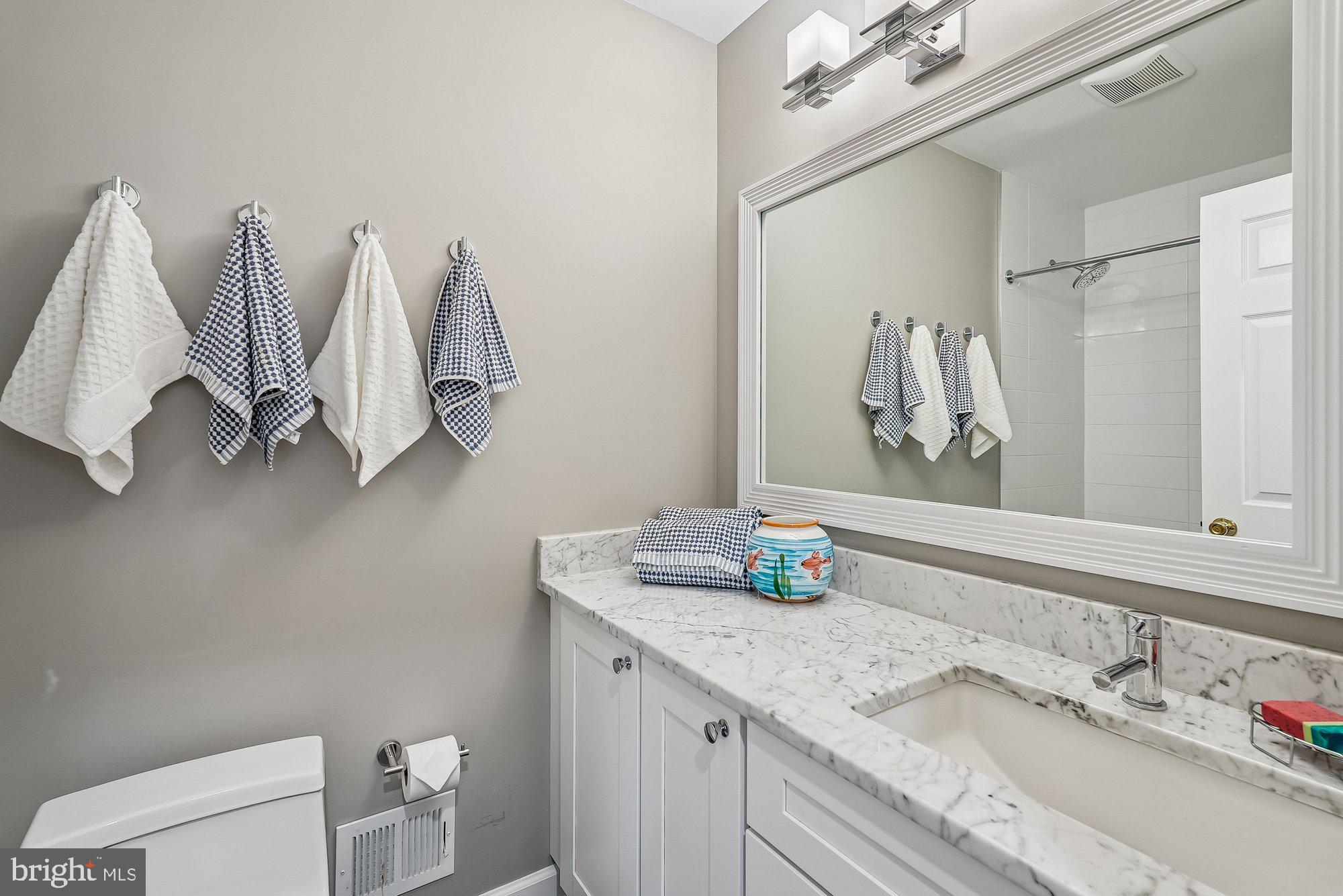 FRANKLIN FARM - Residential