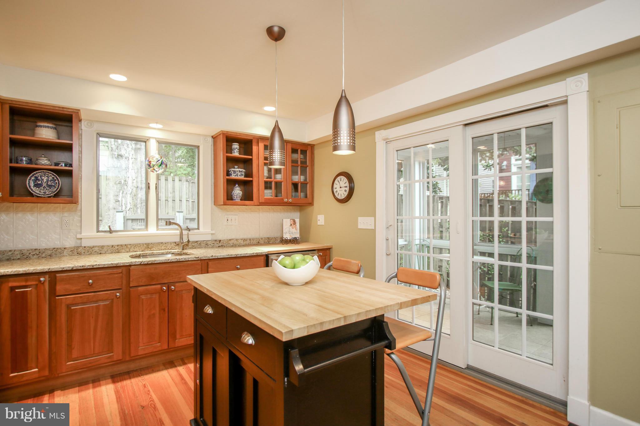 HISTORIC DISTRICT - Residential