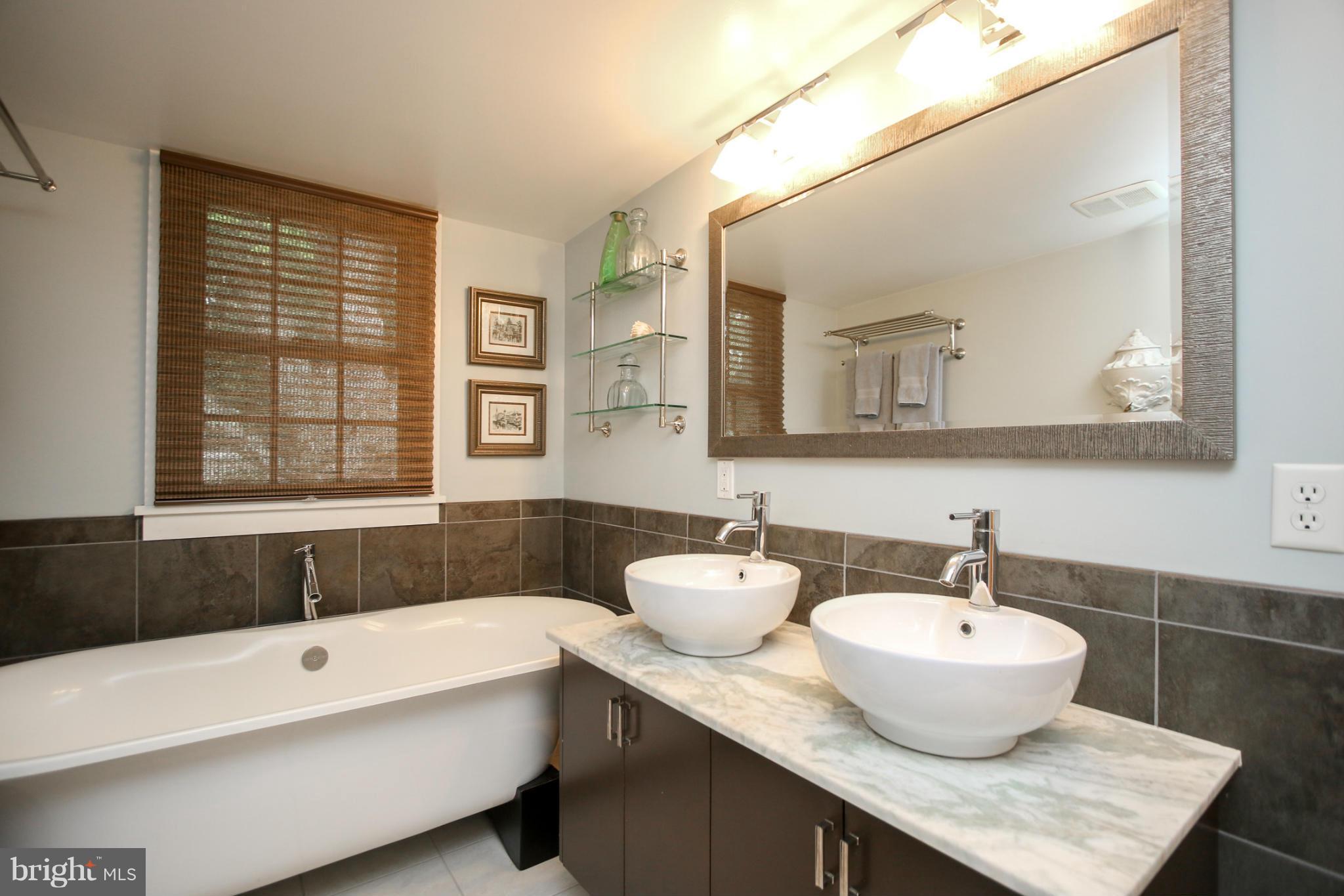 HISTORIC DISTRICT - Residential