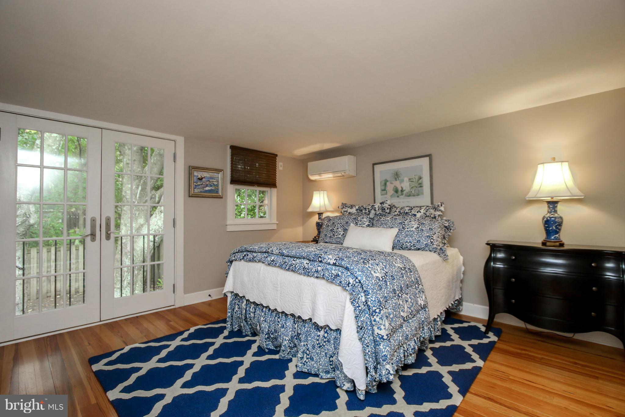 HISTORIC DISTRICT - Residential