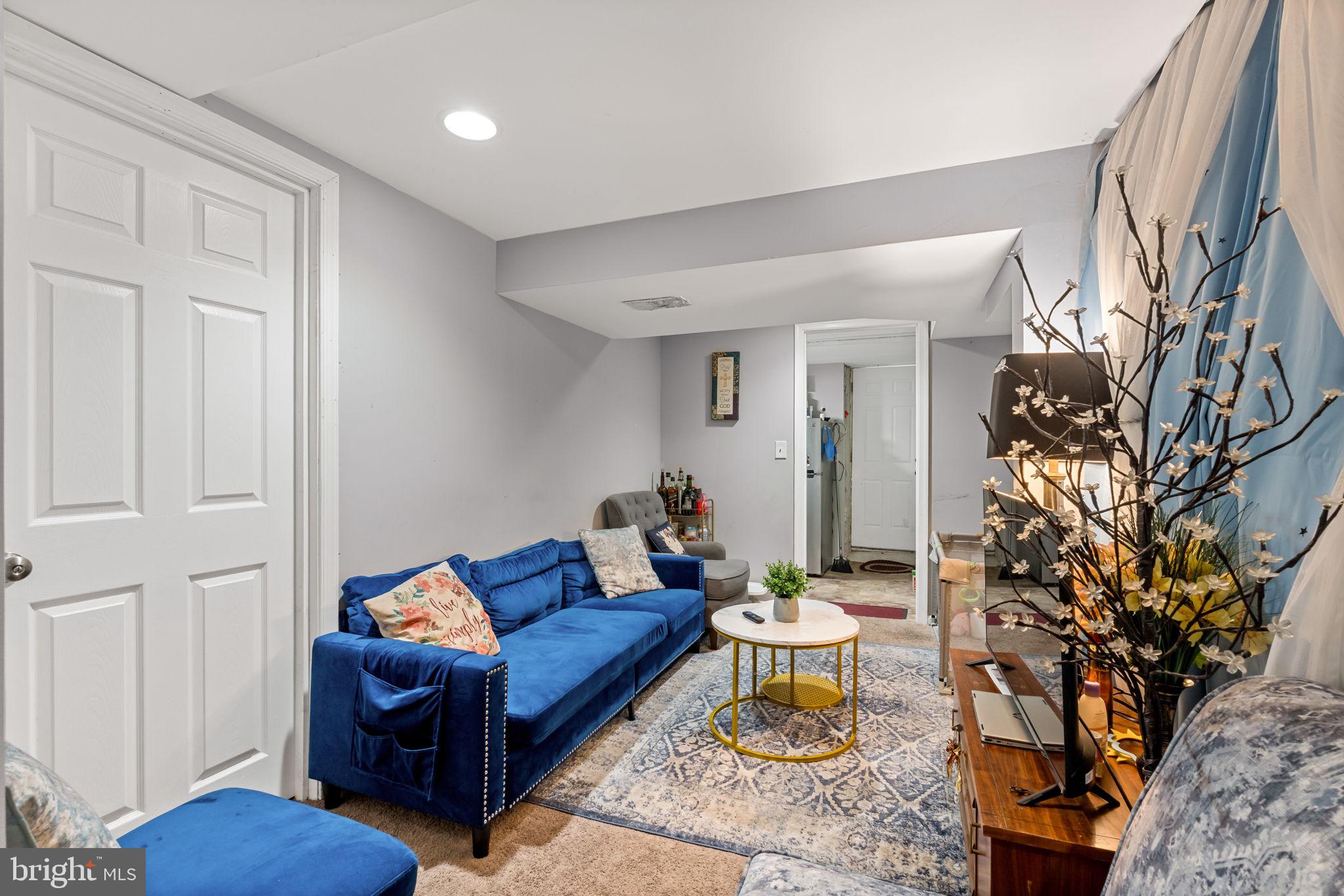 ELM RIDGE - Residential Income