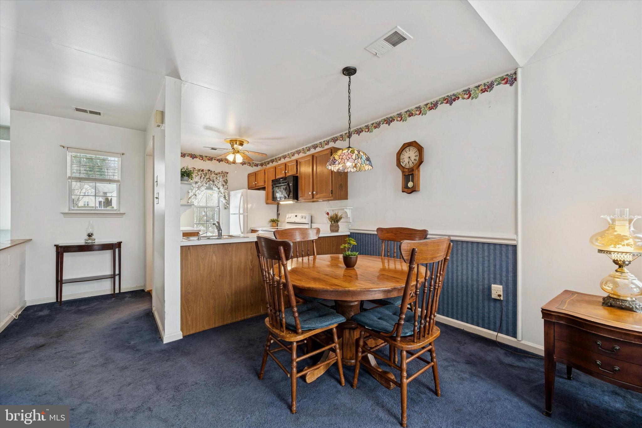 BALLINAHINCH - Residential