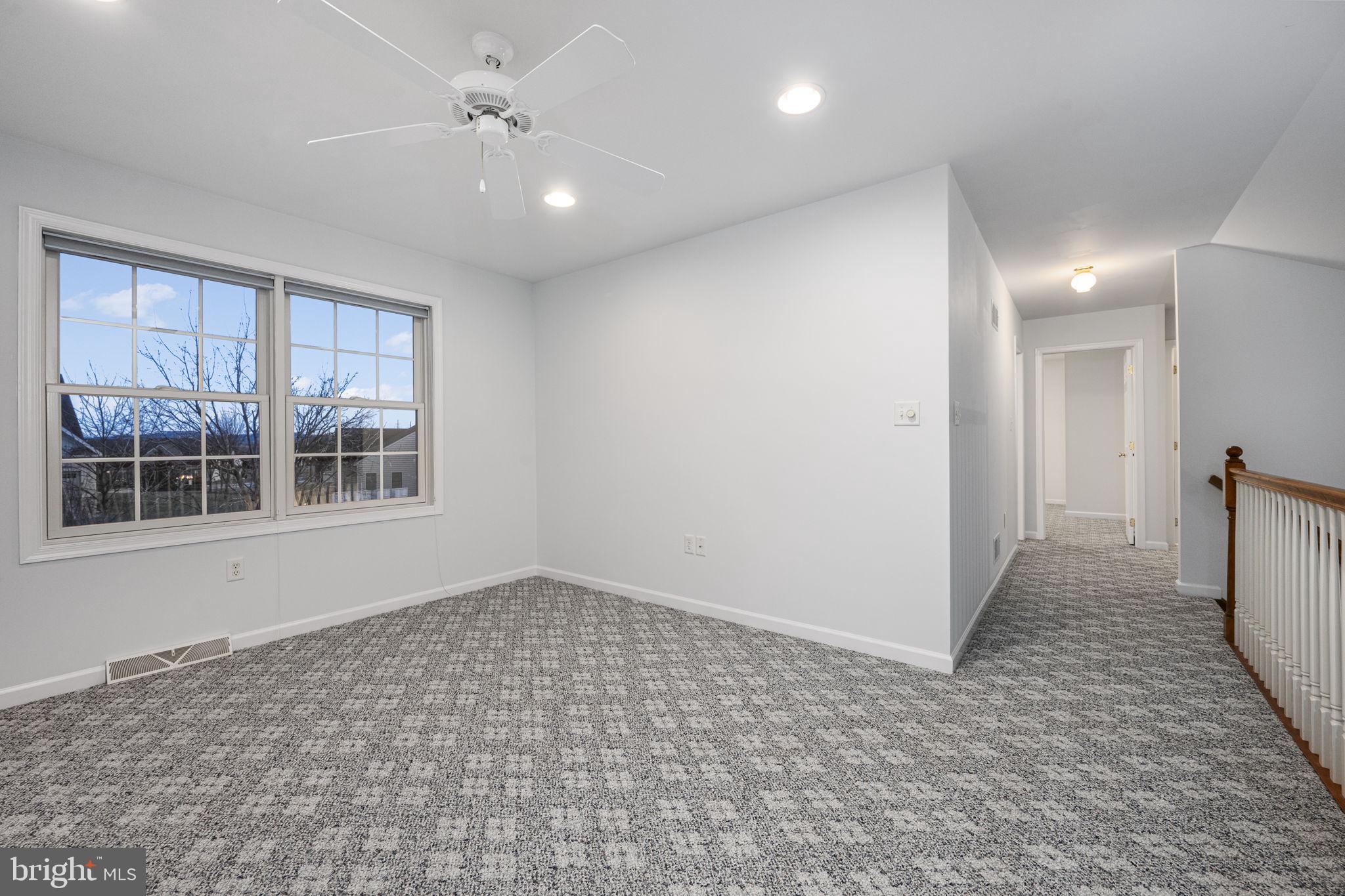 WILLOW CREEK - Residential