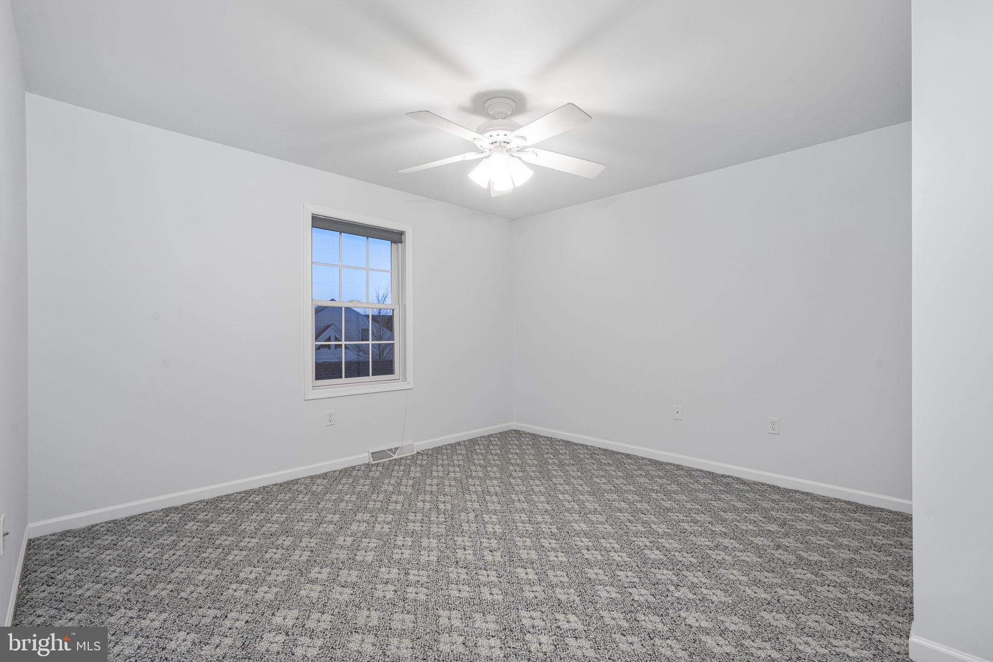 WILLOW CREEK - Residential