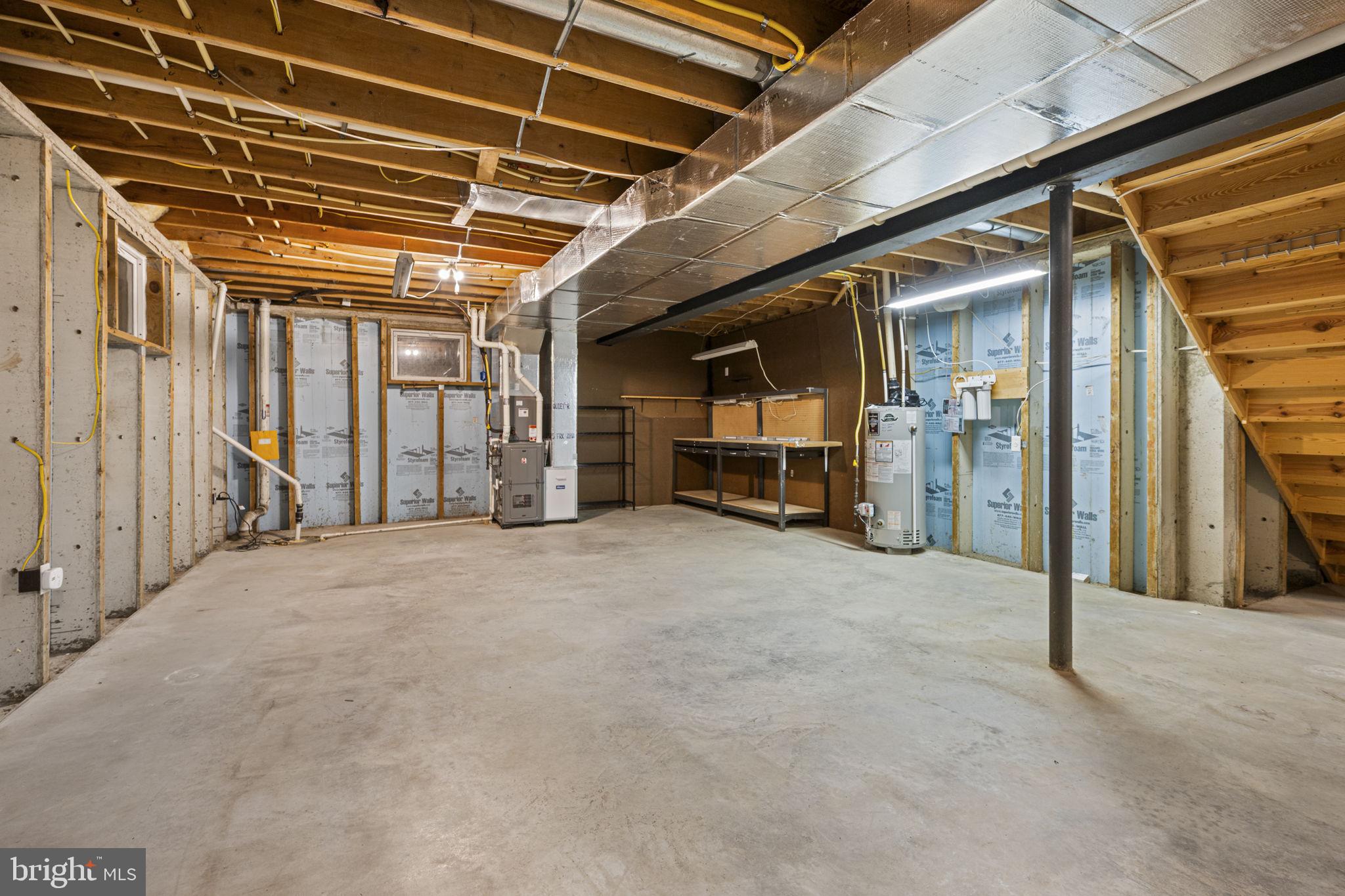 WILLOW CREEK - Residential