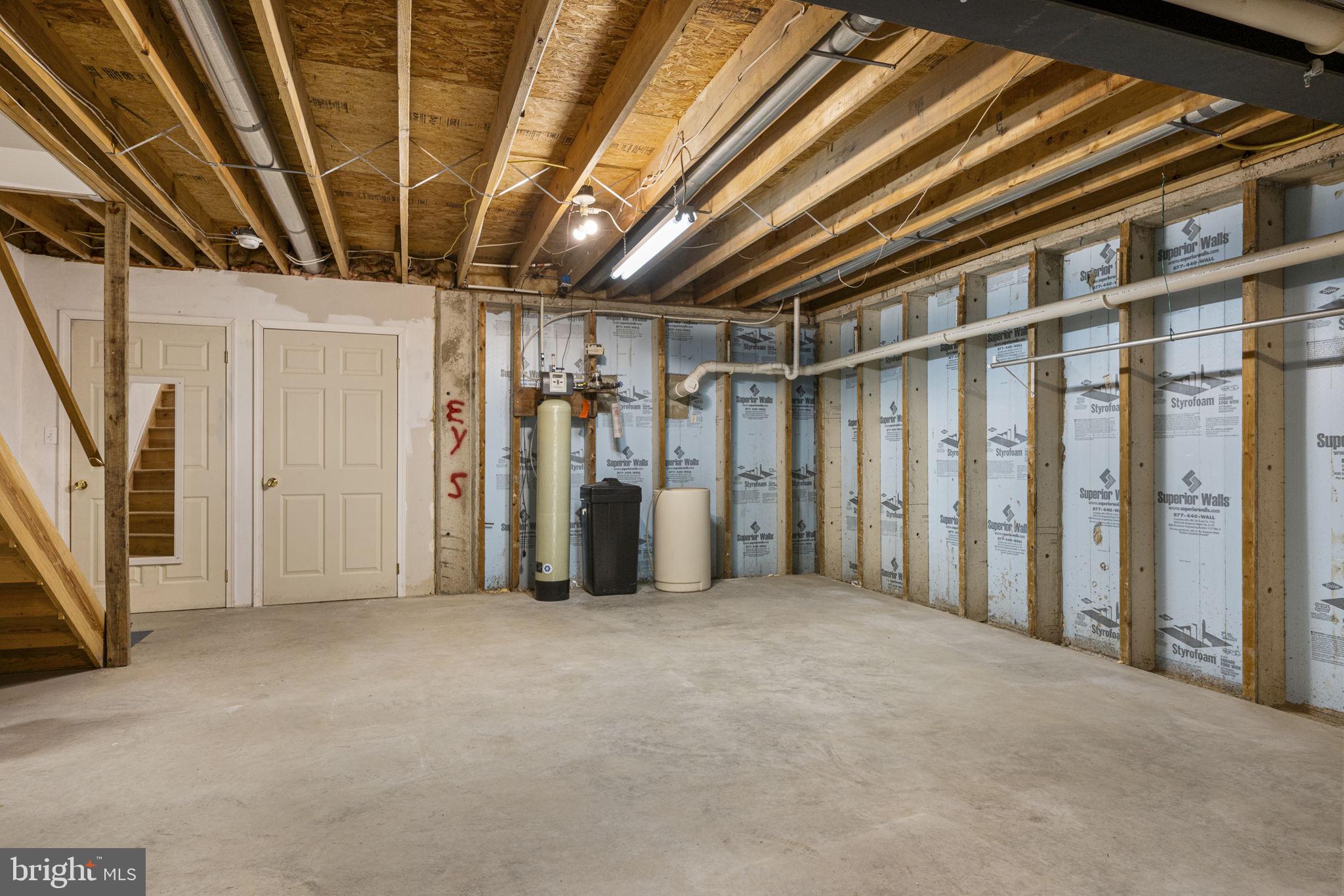 WILLOW CREEK - Residential