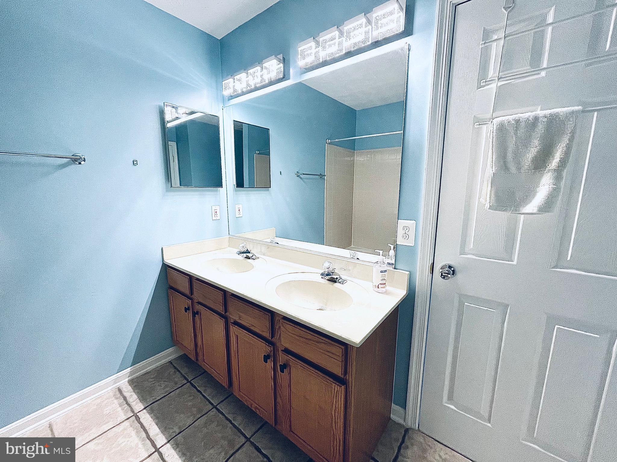 REISTERSTOWN VILLAGE - Residential Lease