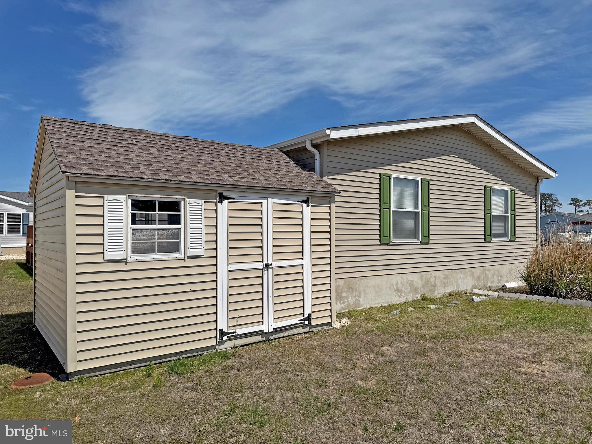MARINERS COVE - Residential