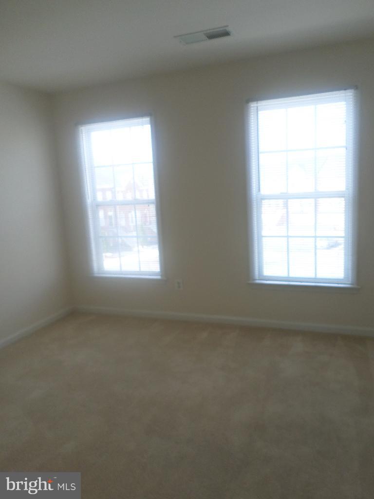 STONE RIDGE SOUTH - Residential Lease