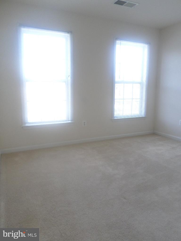 STONE RIDGE SOUTH - Residential Lease