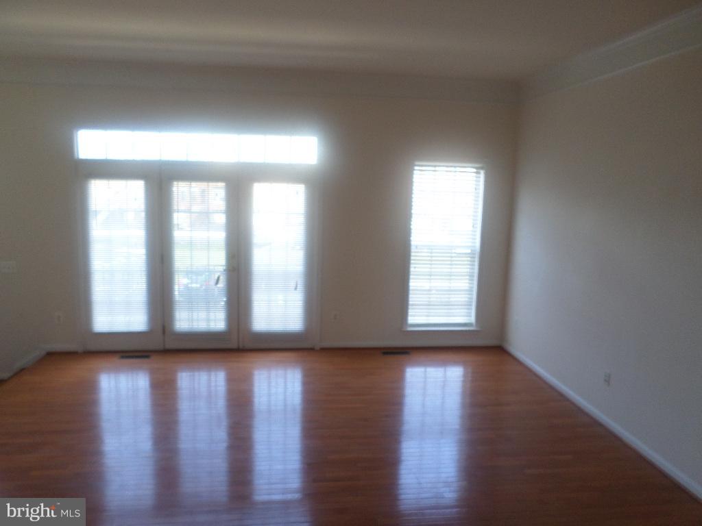 STONE RIDGE SOUTH - Residential Lease