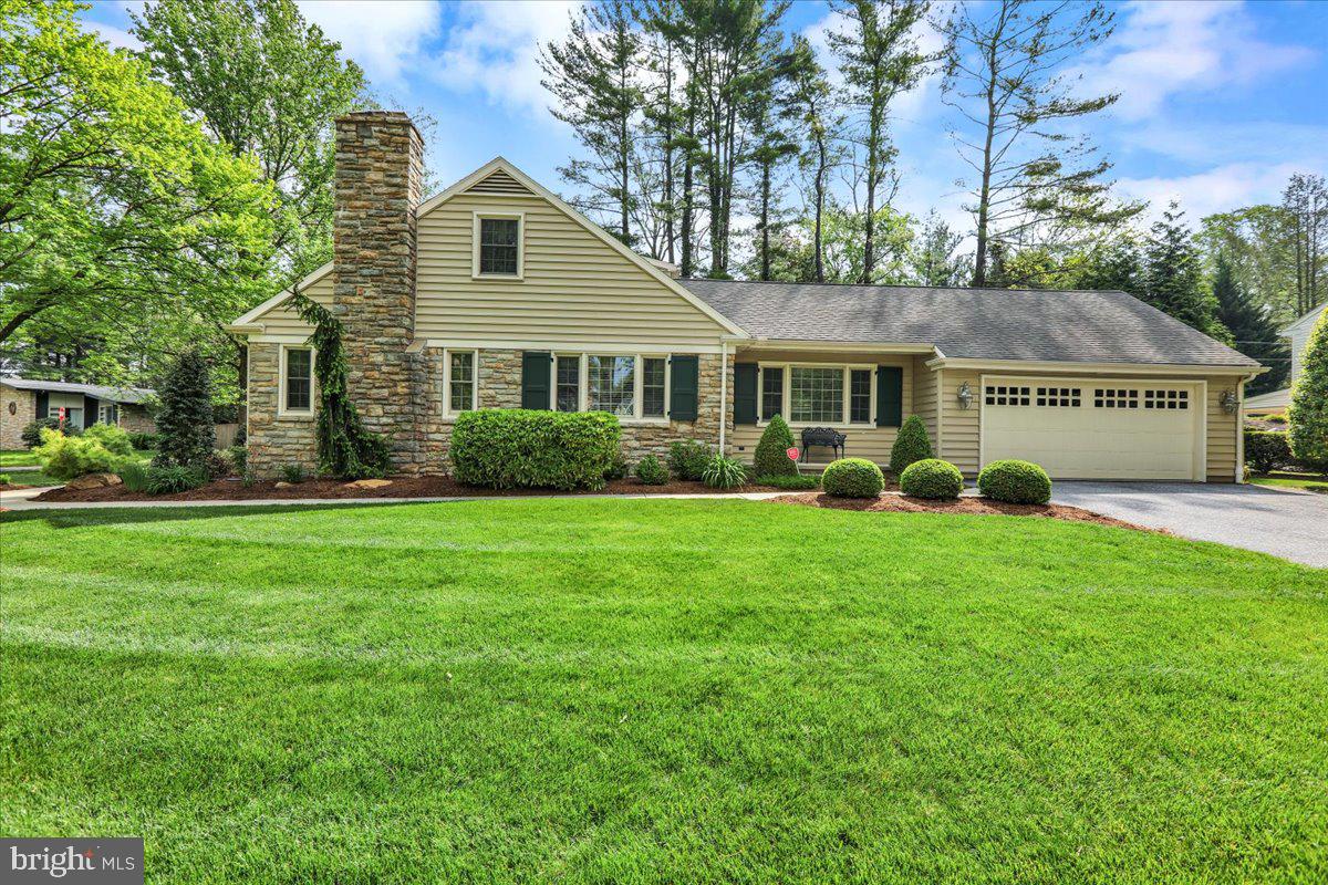 2 CARDINAL ROAD