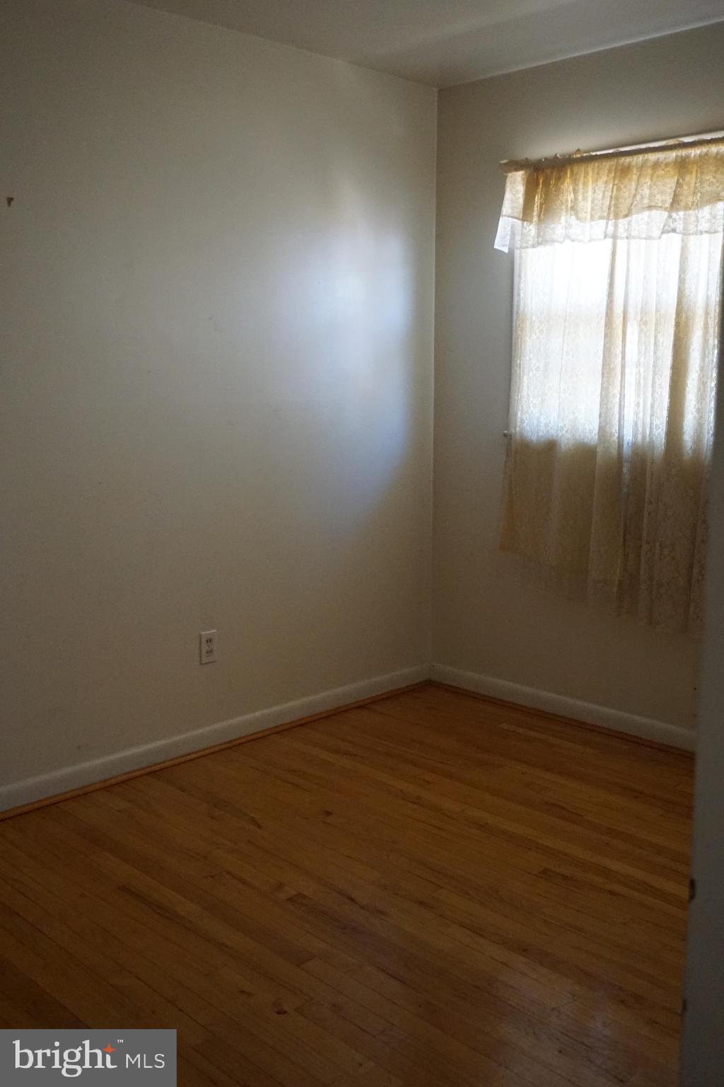 FAIRLAWN - Residential