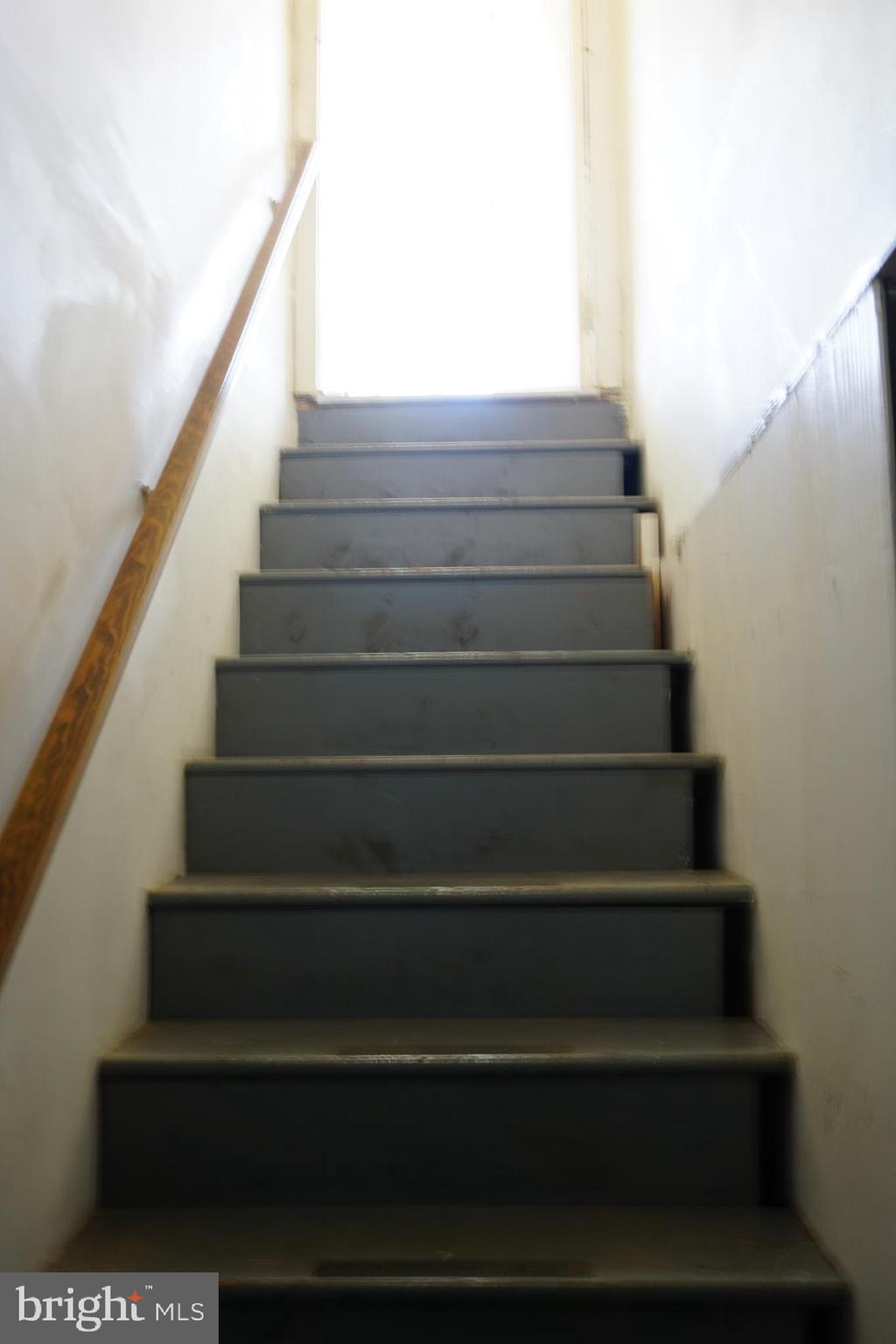 FAIRLAWN - Residential