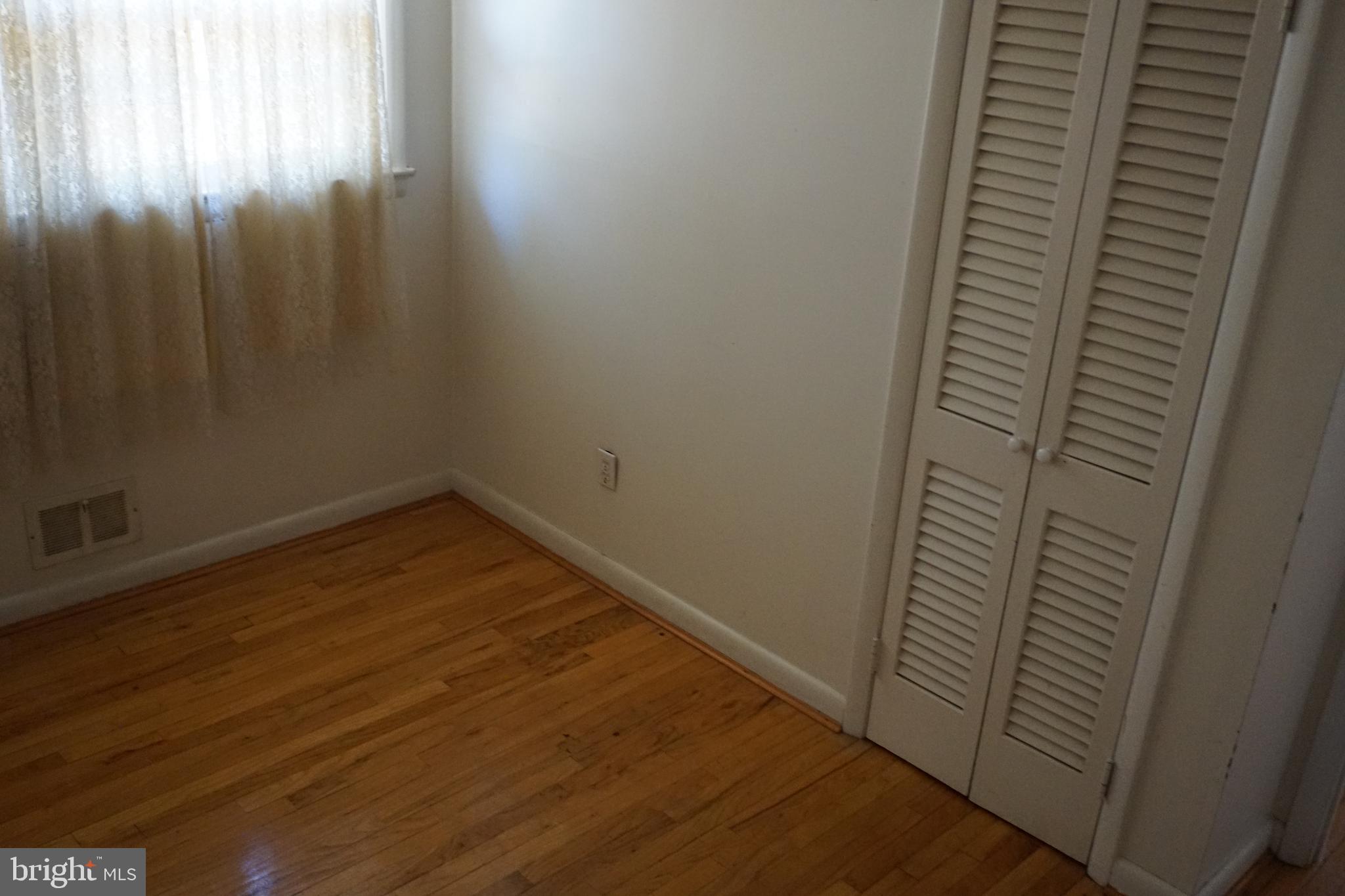 FAIRLAWN - Residential