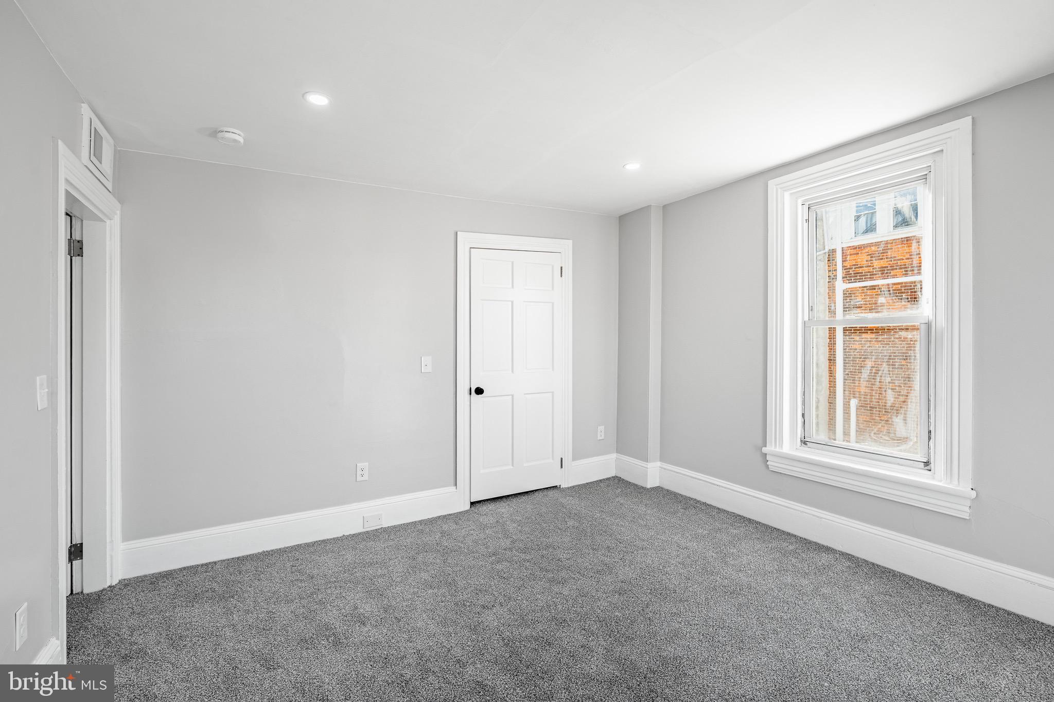 DOWNINGTOWN - Residential