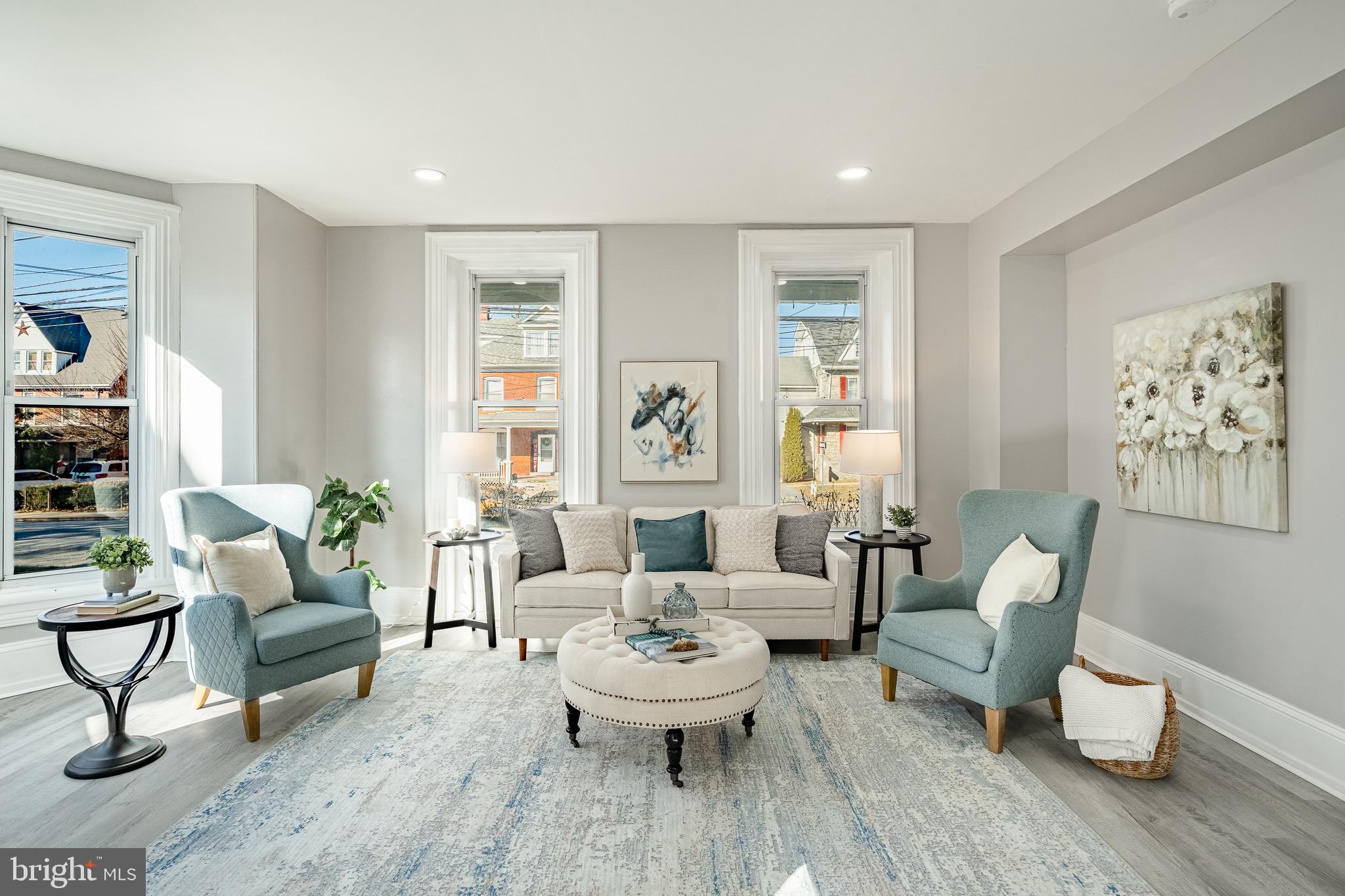 354 E LANCASTER AVENUE