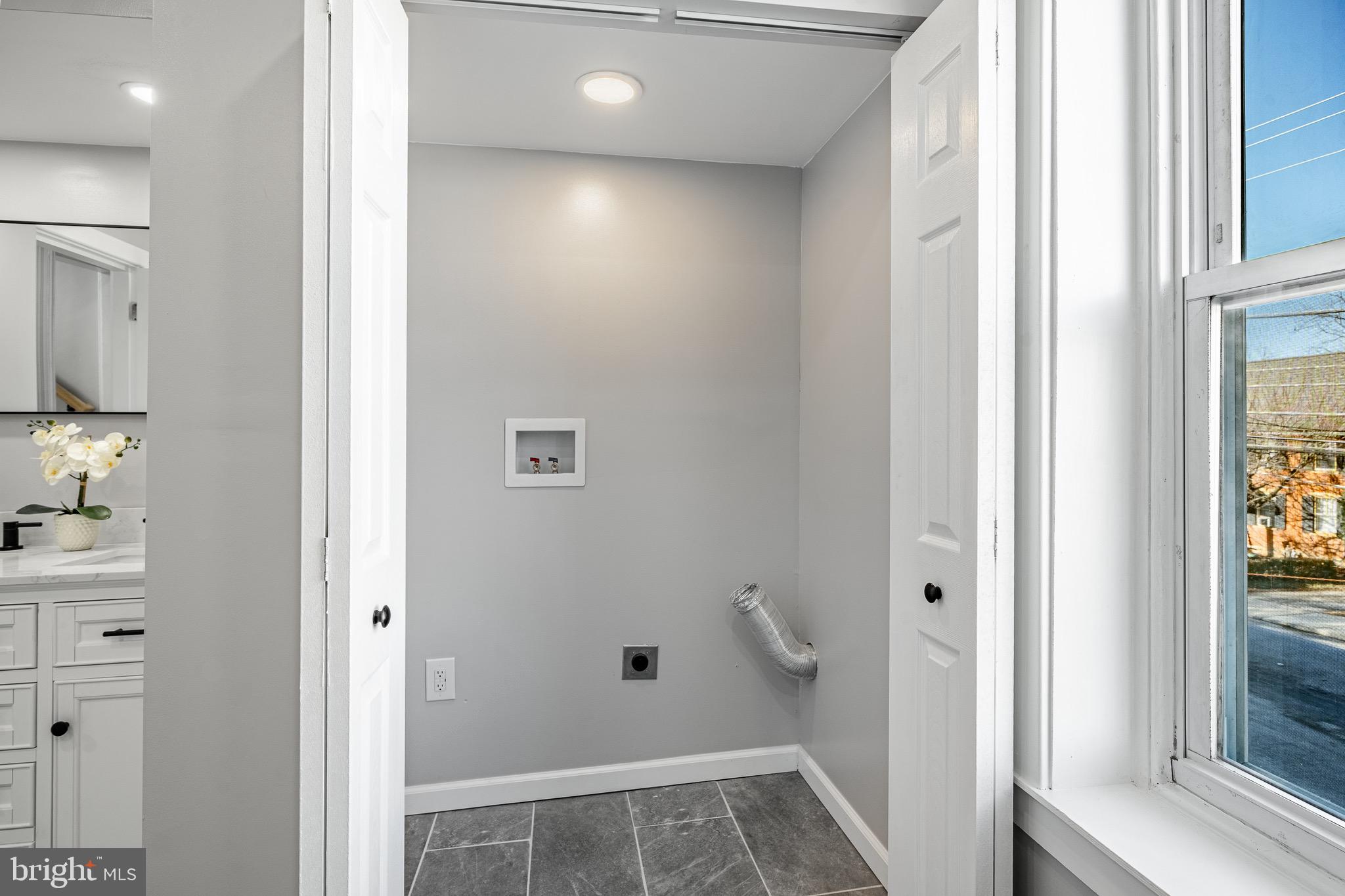 DOWNINGTOWN - Residential