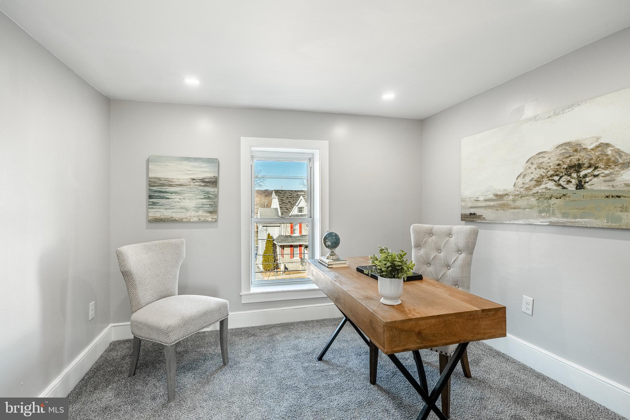 DOWNINGTOWN - Residential