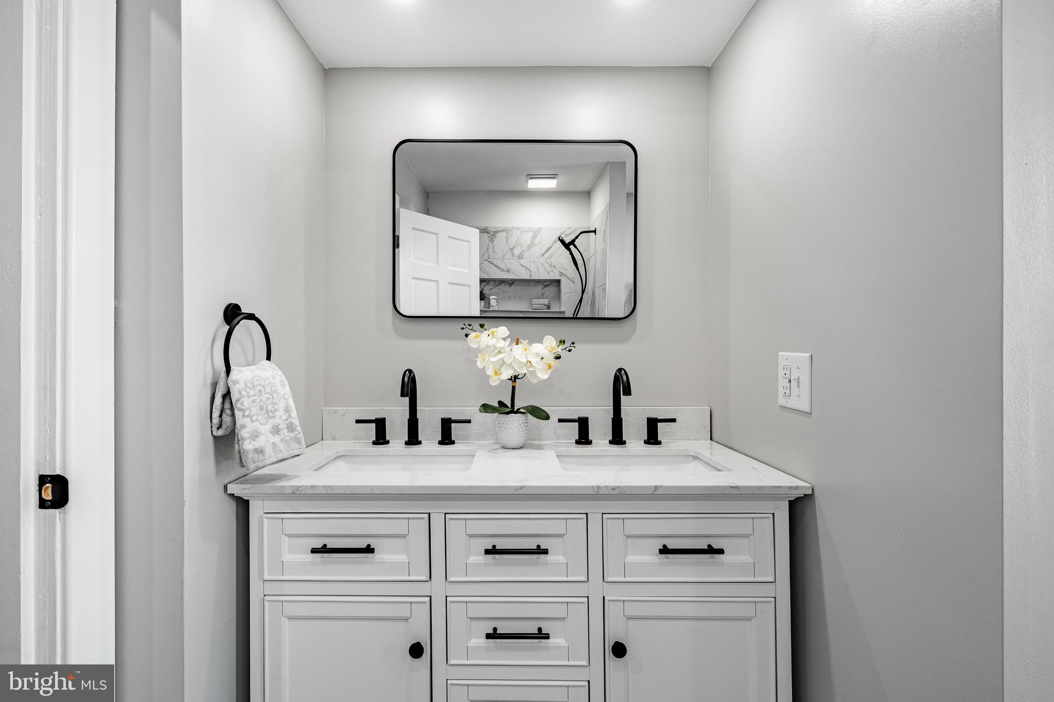 DOWNINGTOWN - Residential