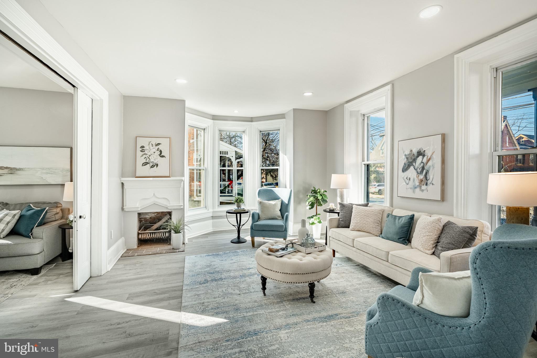 354 E LANCASTER AVENUE