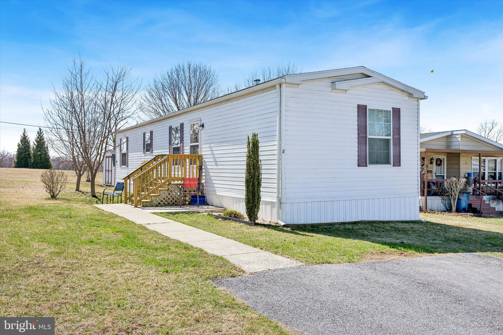 OXFORD VIL TR PK - Residential