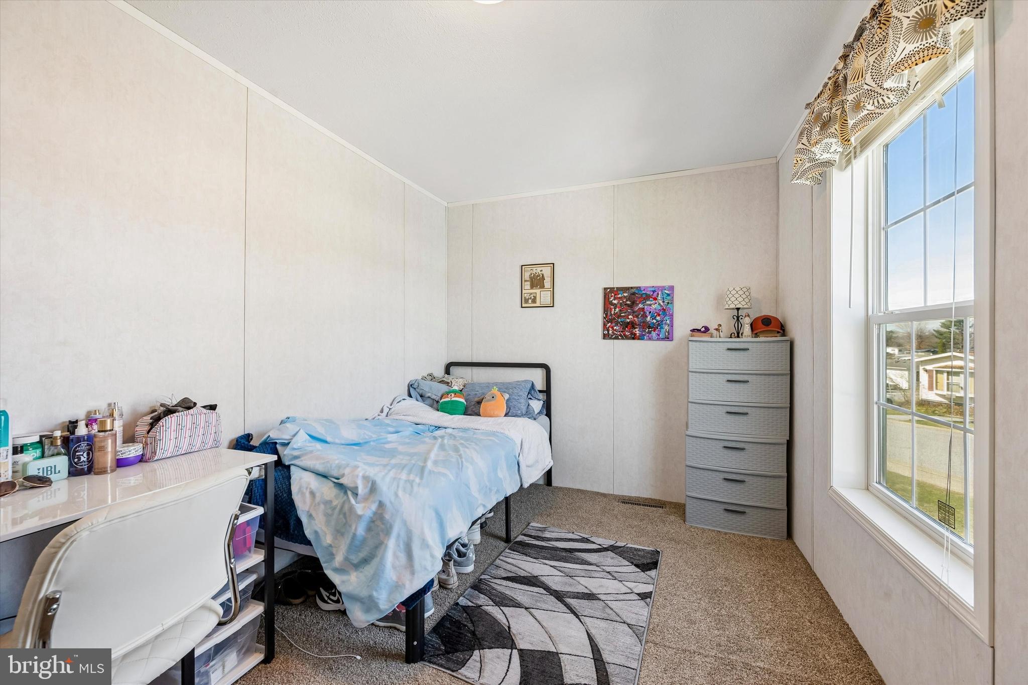 OXFORD VIL TR PK - Residential