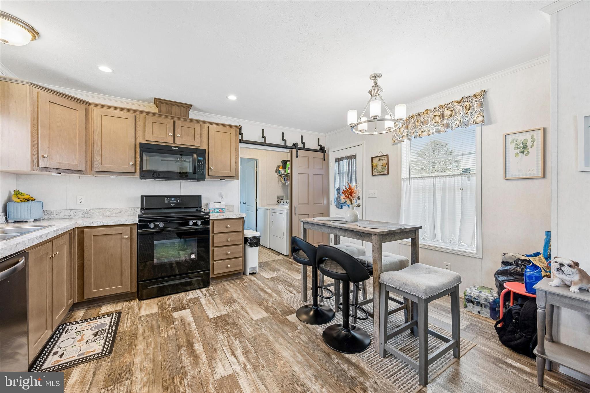 OXFORD VIL TR PK - Residential