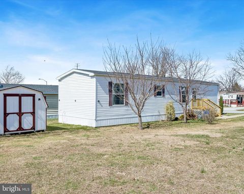 Mobile Home For Sale - 8 Hilltop Drive<br/> WEST GROVE, PA 19390