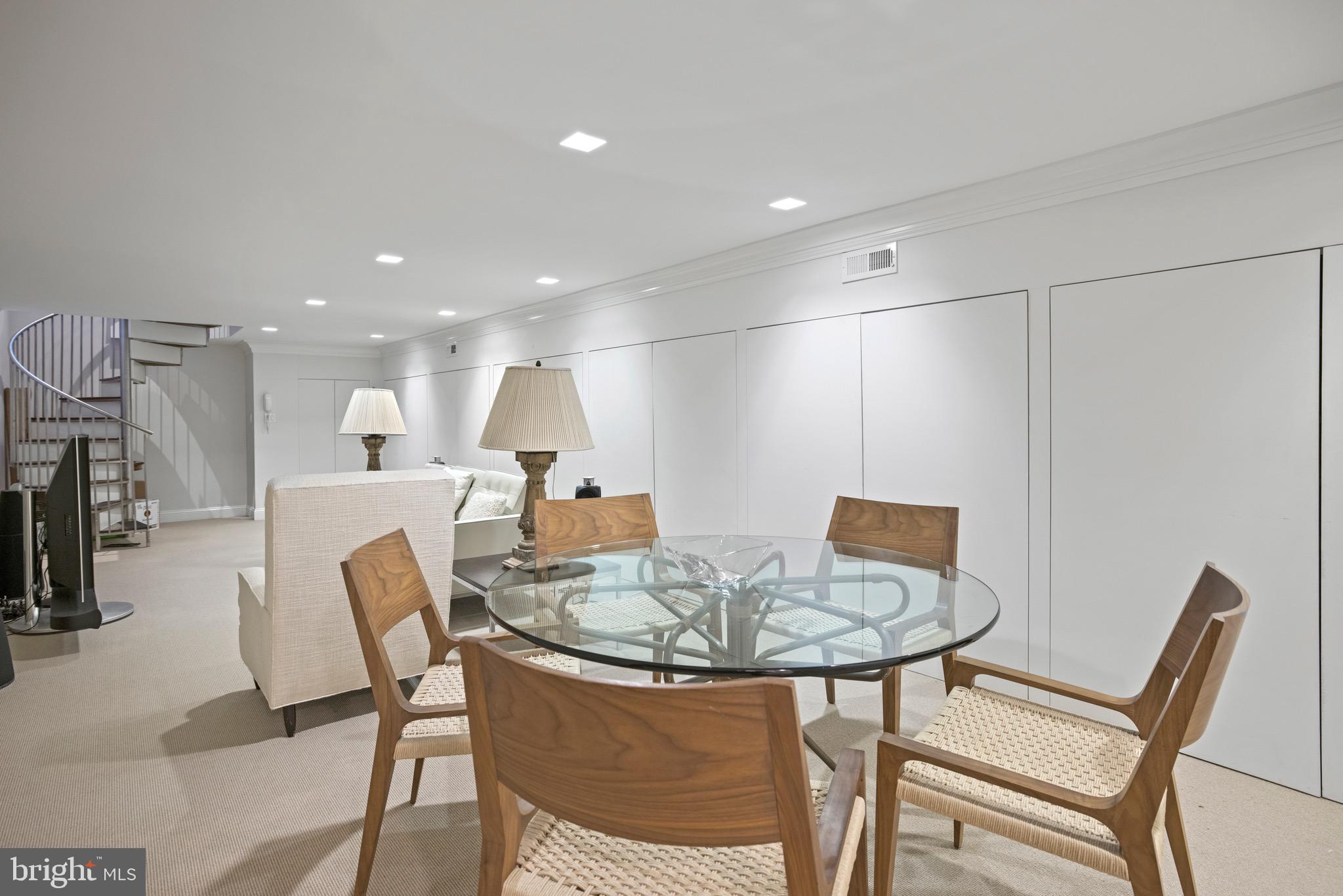 GEORGETOWN - Residential