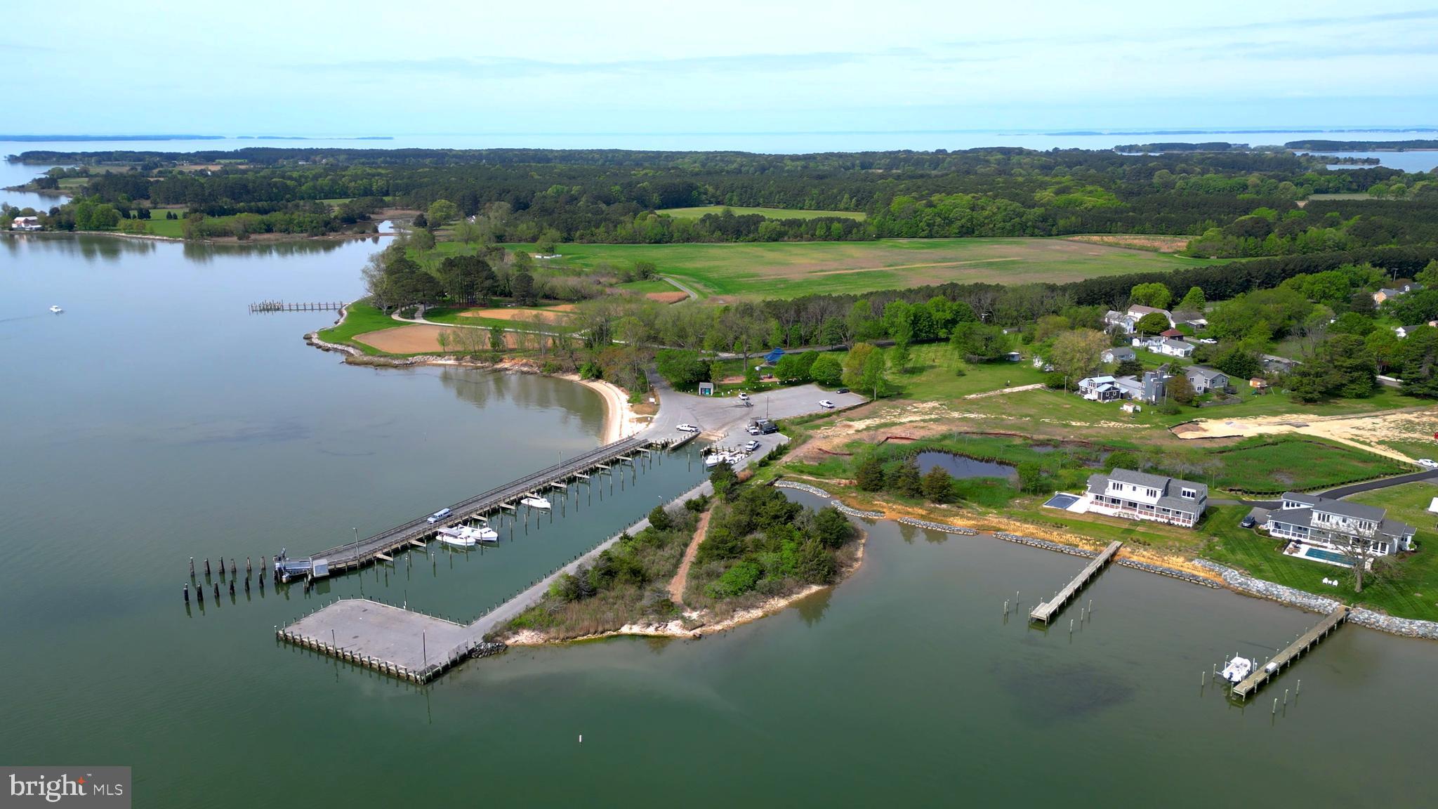 Buildable 1.6 +/- acre lot ready for your vision and a builder ready to help you make it a reality! Over 500 ft of shoreline on the Tred Avon River. Close to the public park/playground and just a short boat ride or ferry ride to Oxford. Centrally located between Easton and St Michaels. Just minutes to Talbot County's favorite waterfront towns by car, bike, or boat.