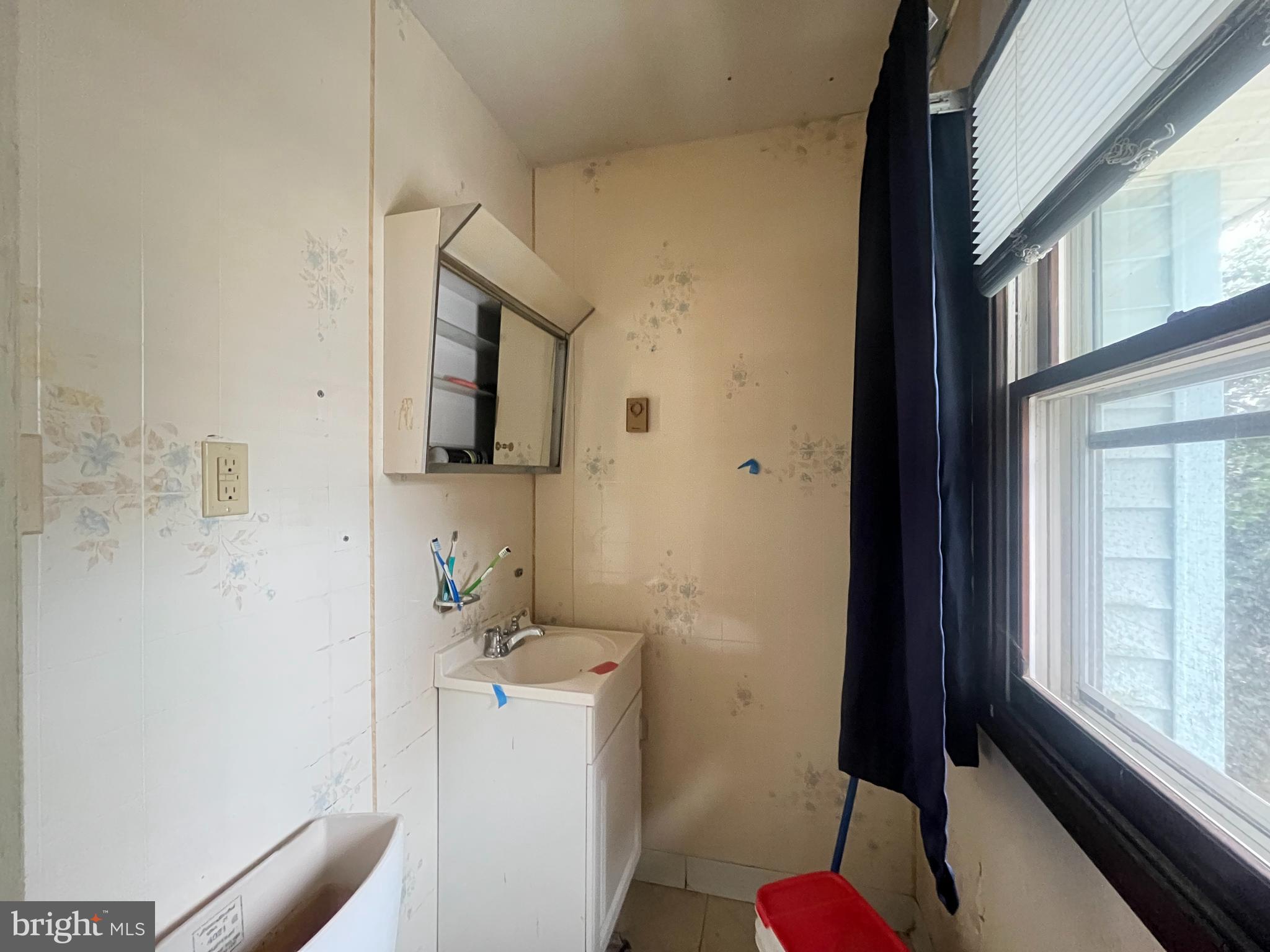 MANCHESTER VILLAGE - Residential