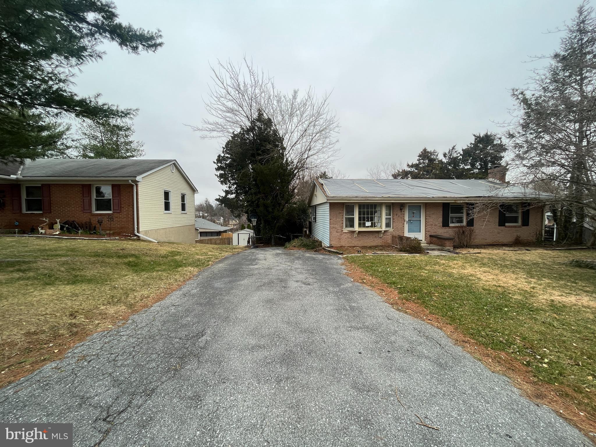 MANCHESTER VILLAGE - Residential