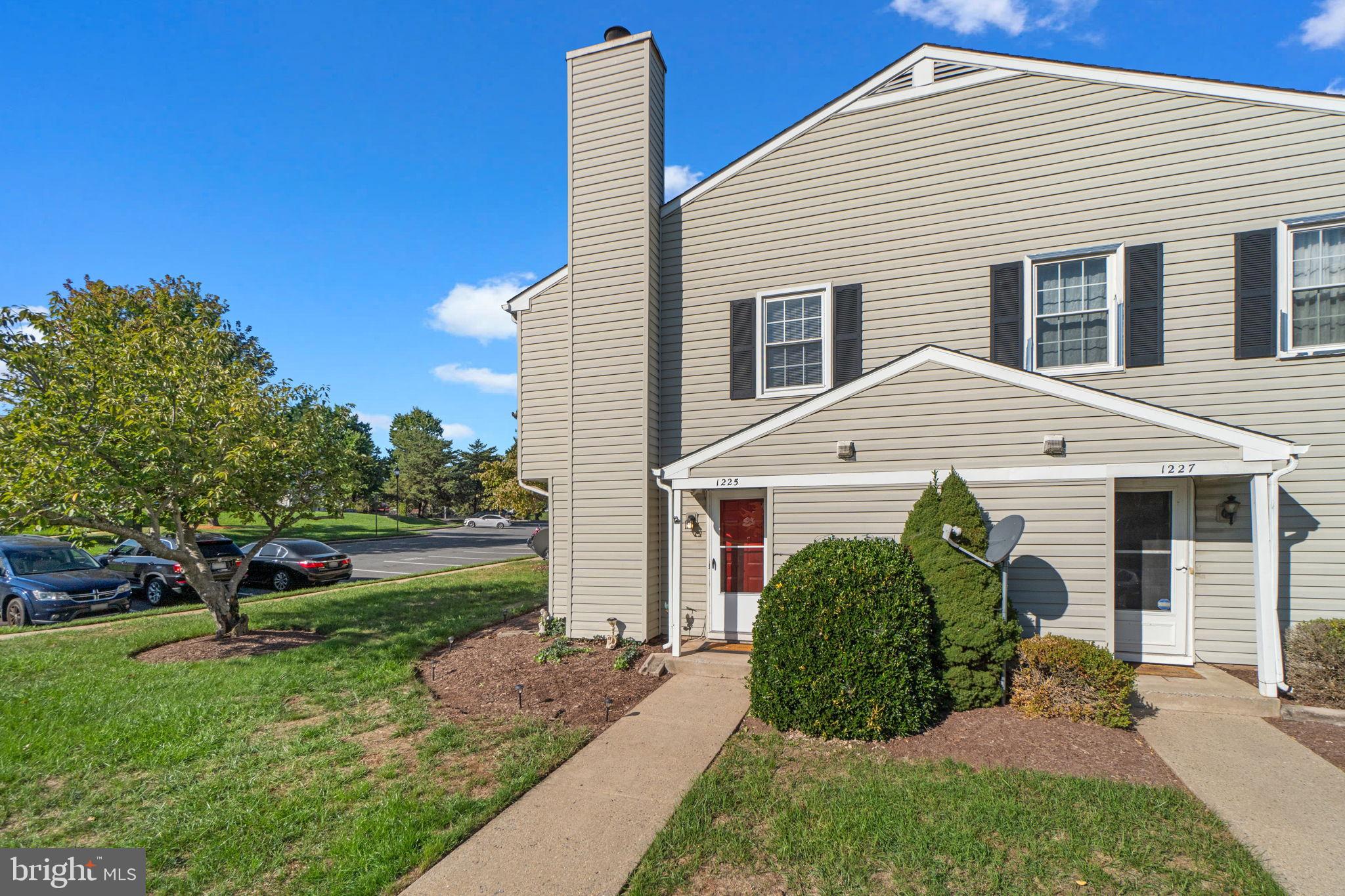 MOUNTAIN VIEW - Residential