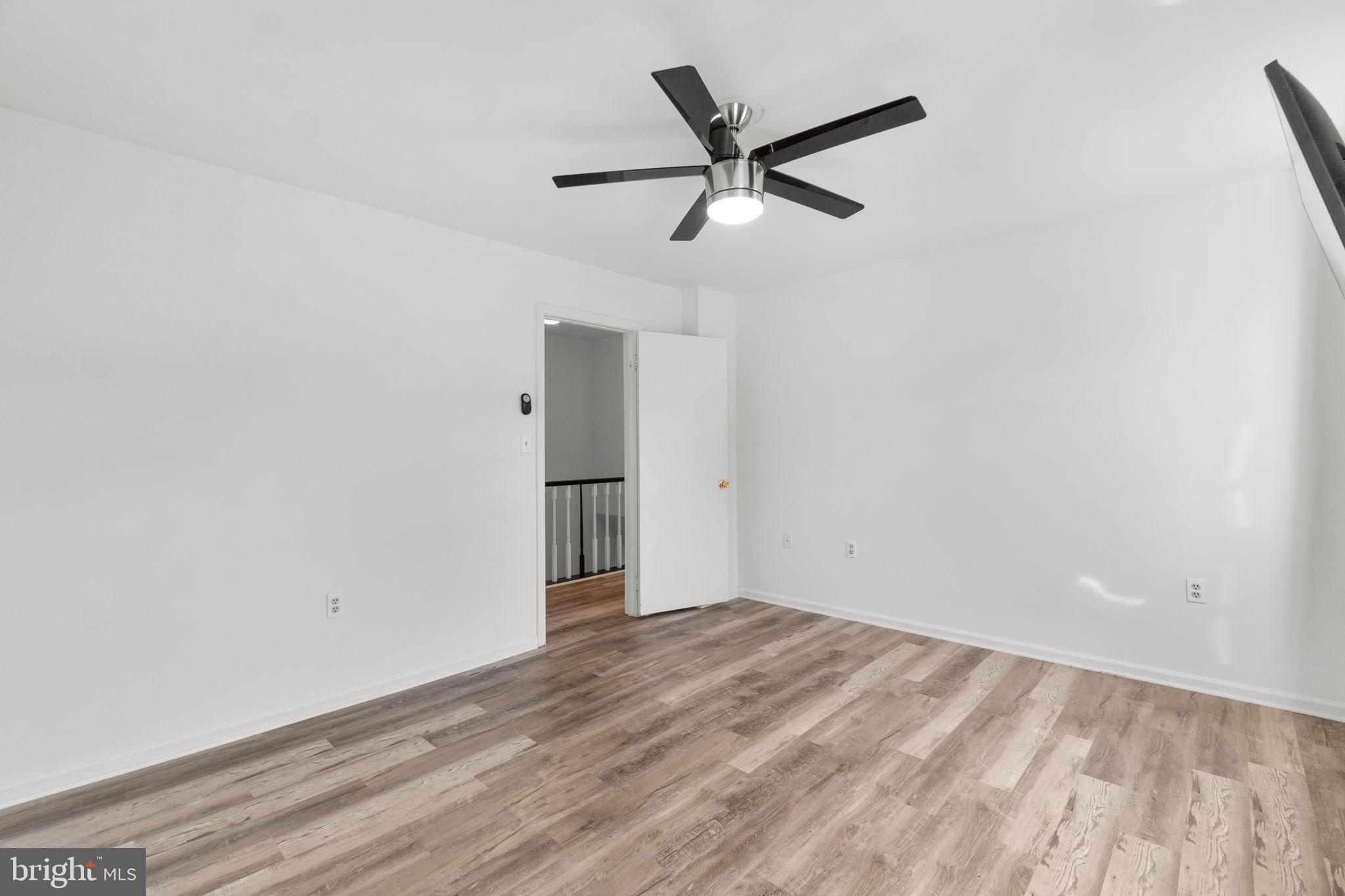 MOUNTAIN VIEW - Residential