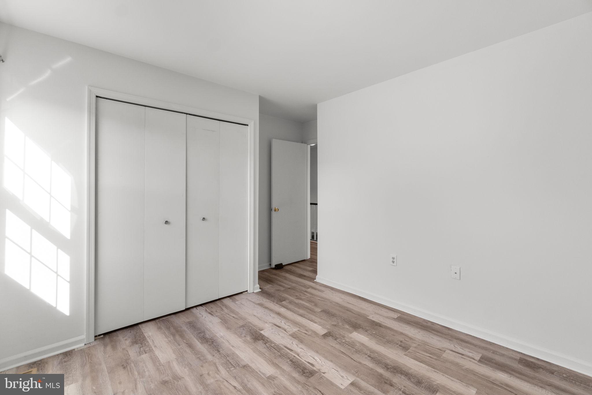 MOUNTAIN VIEW - Residential