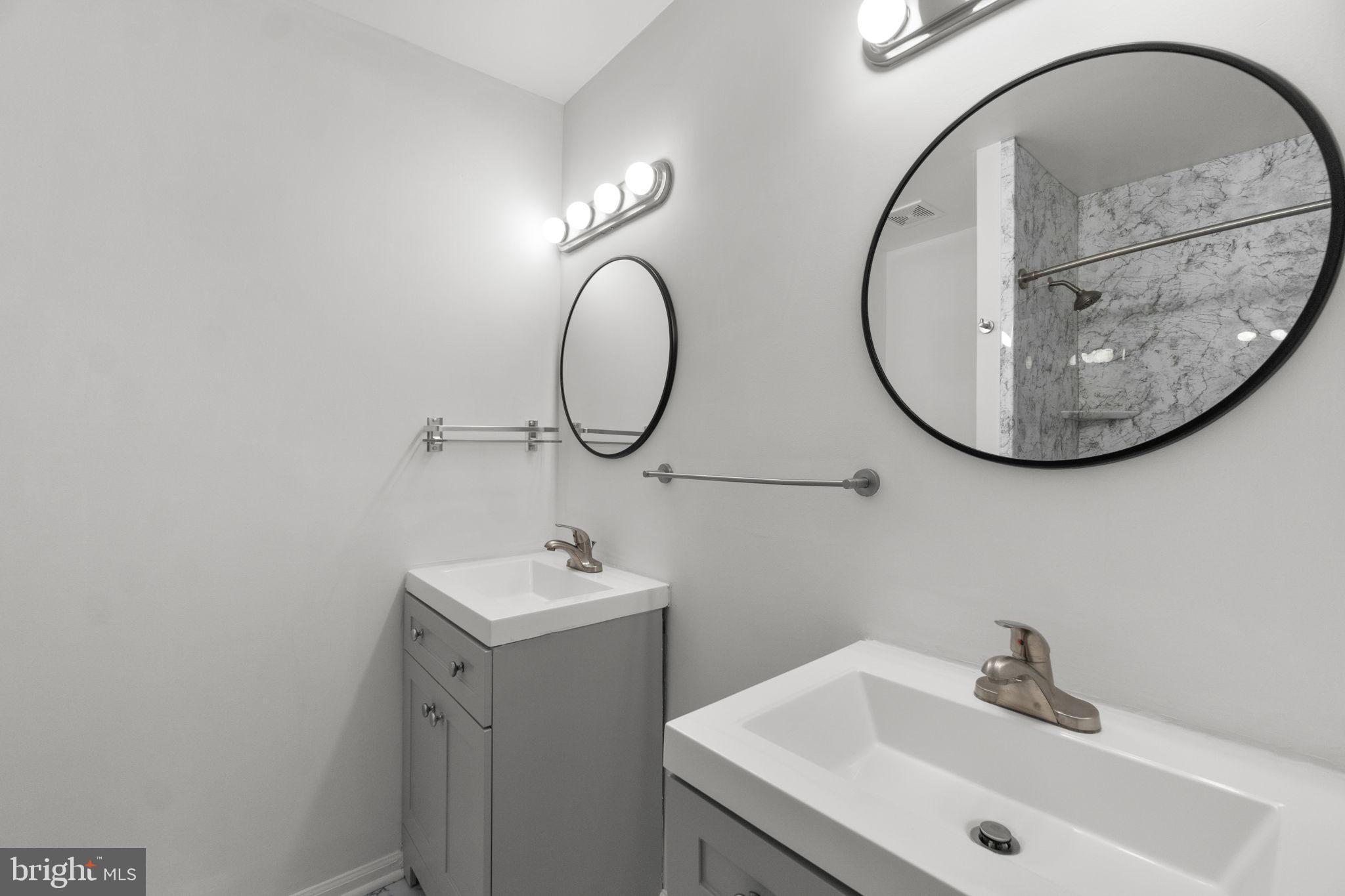 MOUNTAIN VIEW - Residential