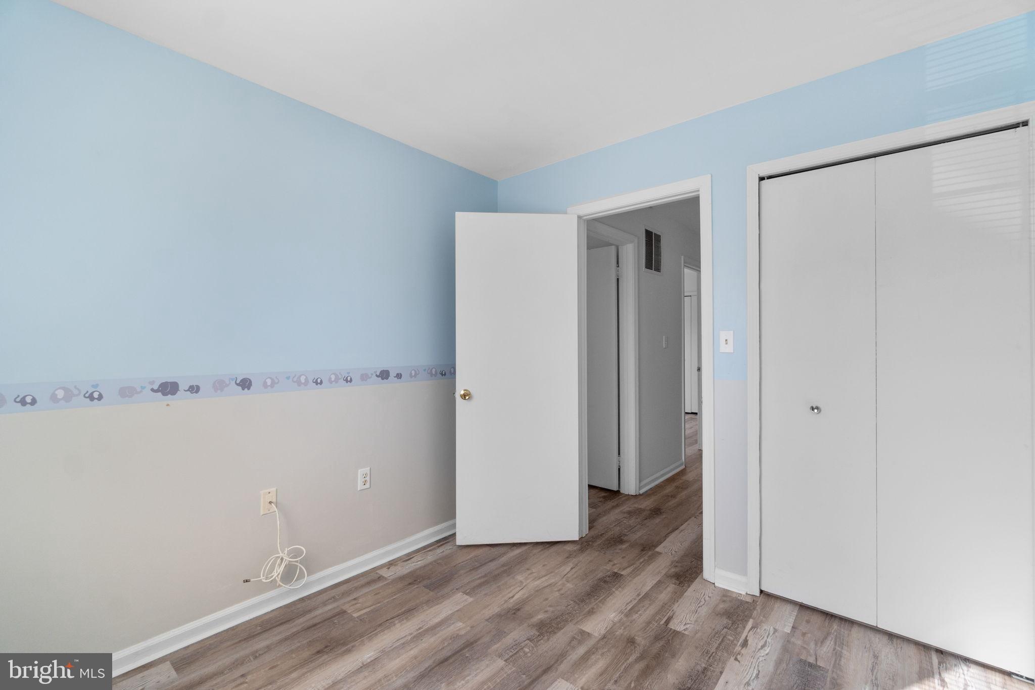 MOUNTAIN VIEW - Residential